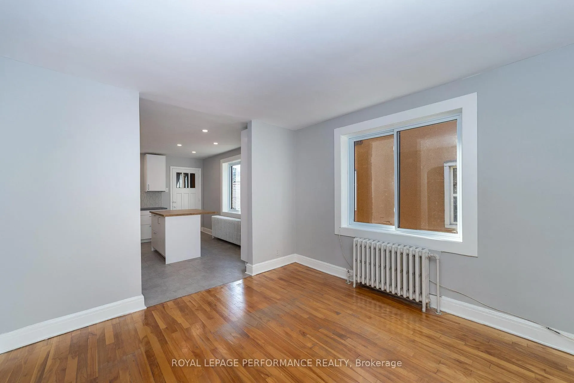 Photo 4 of Unit A, 17 Springfield Road, Ottawa, Lindenlea — HOMEH