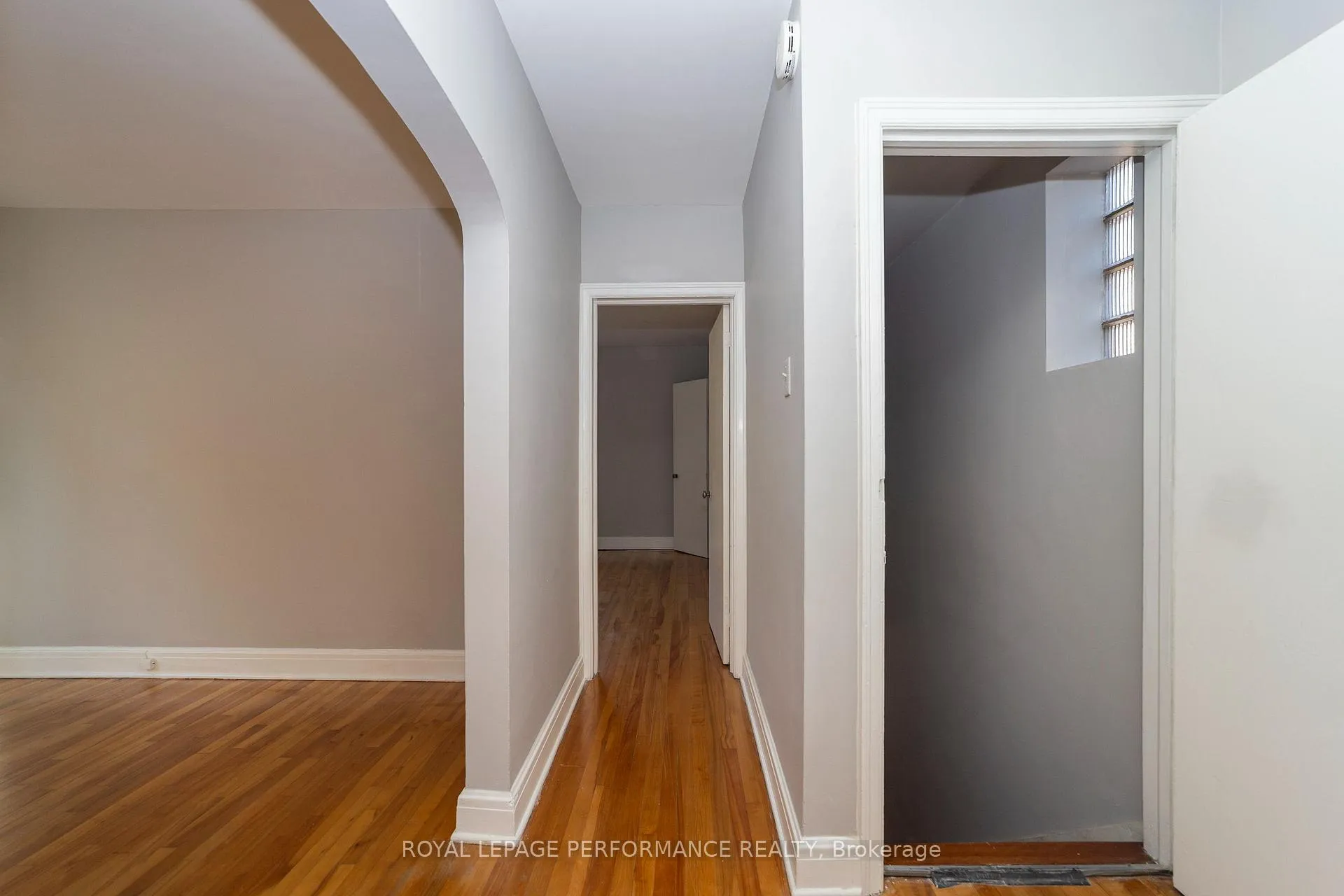 Photo 13 of Unit A, 17 Springfield Road, Ottawa, Lindenlea — HOMEH