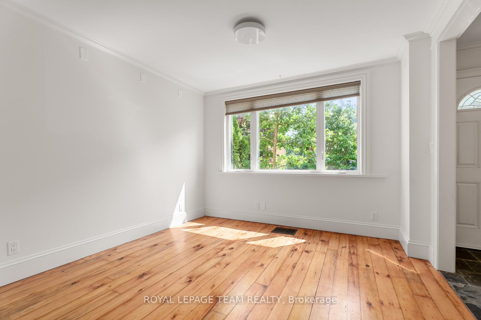 Photo 3 of 298 Mackay Street, Ottawa, Lindenlea — HOMEH
