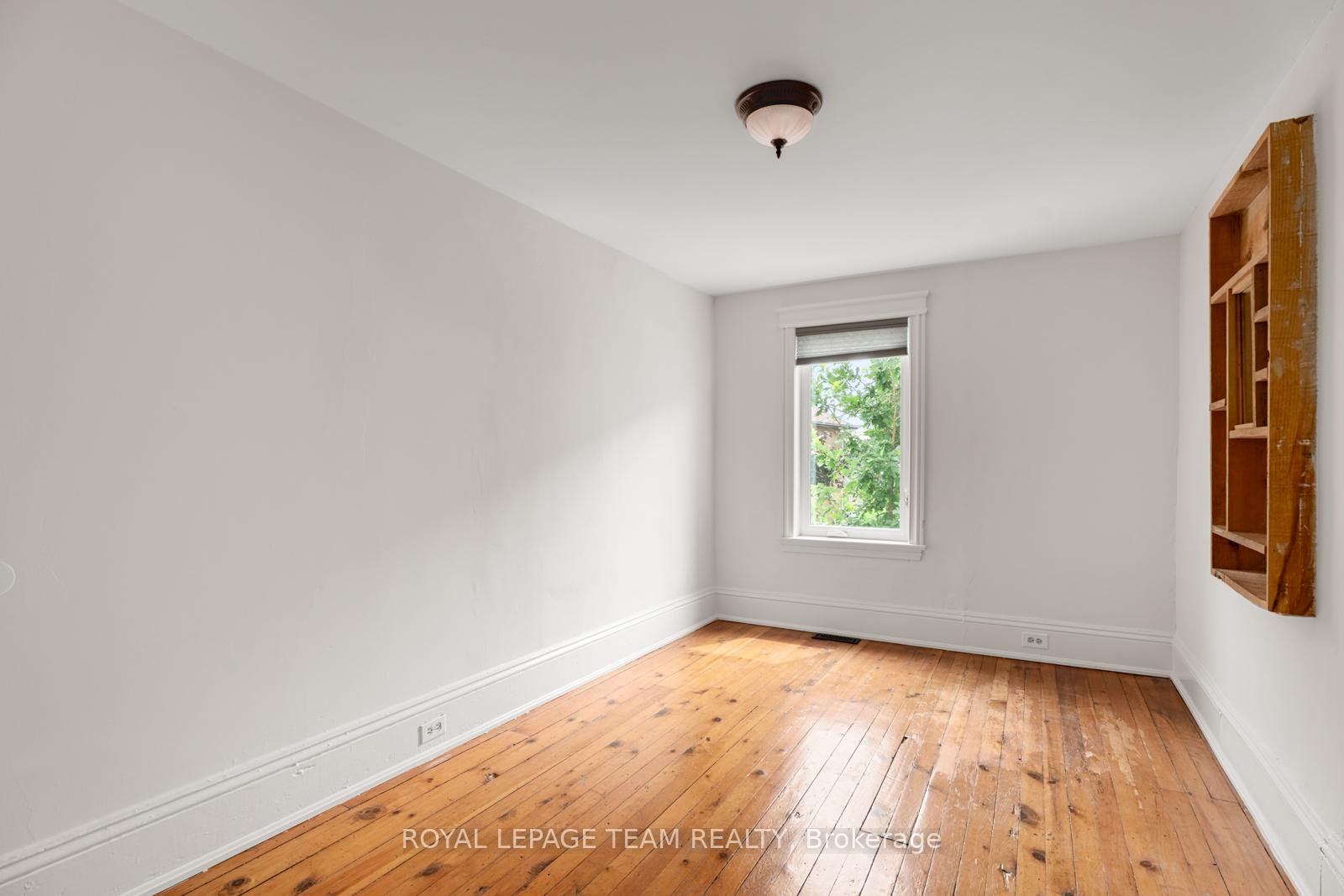 Photo 13 of 298 Mackay Street, Ottawa, Lindenlea — HOMEH