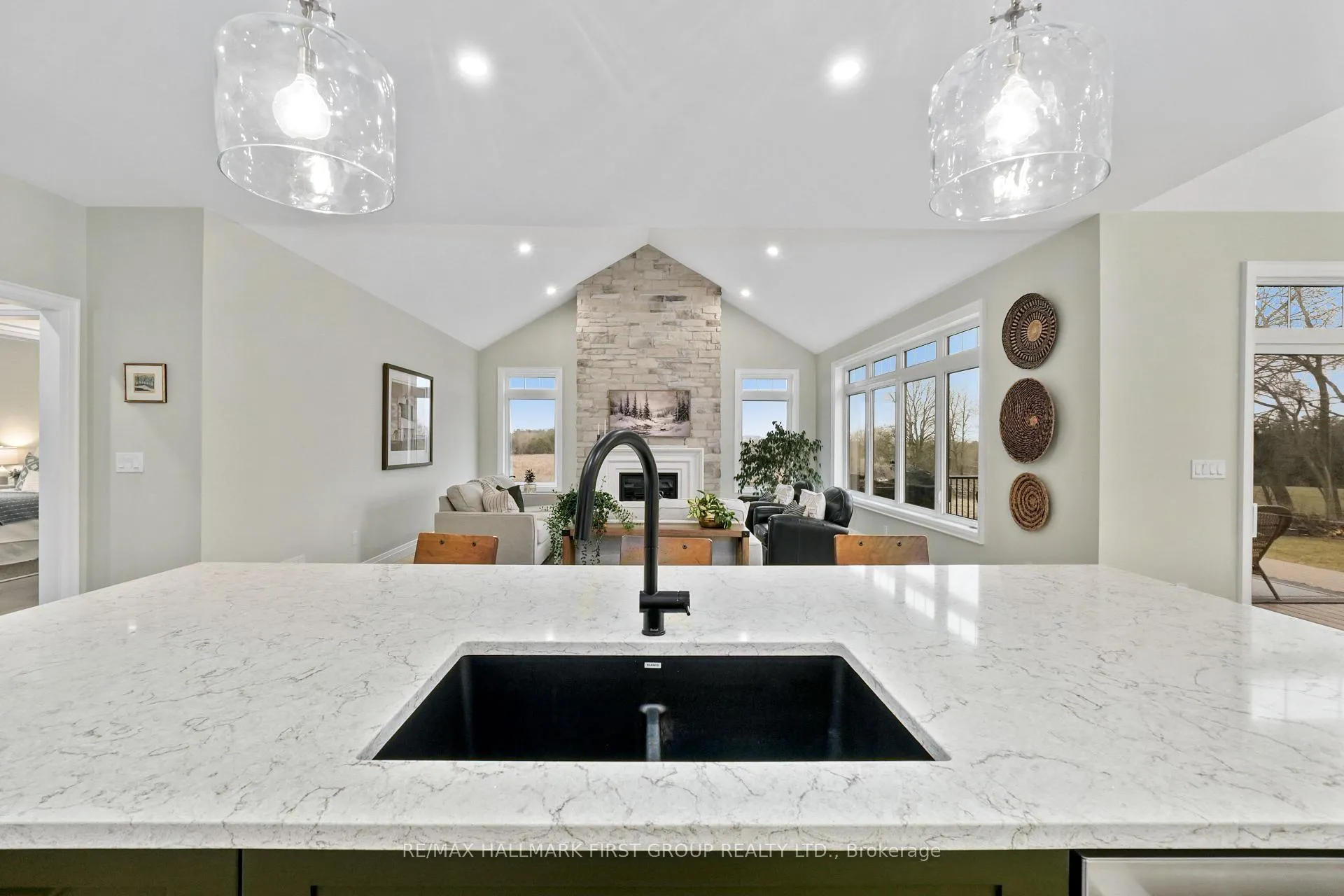 Photo 13 of 3914 Kennedy Road, Hamilton Township, Rural Hamilton — HOMEH