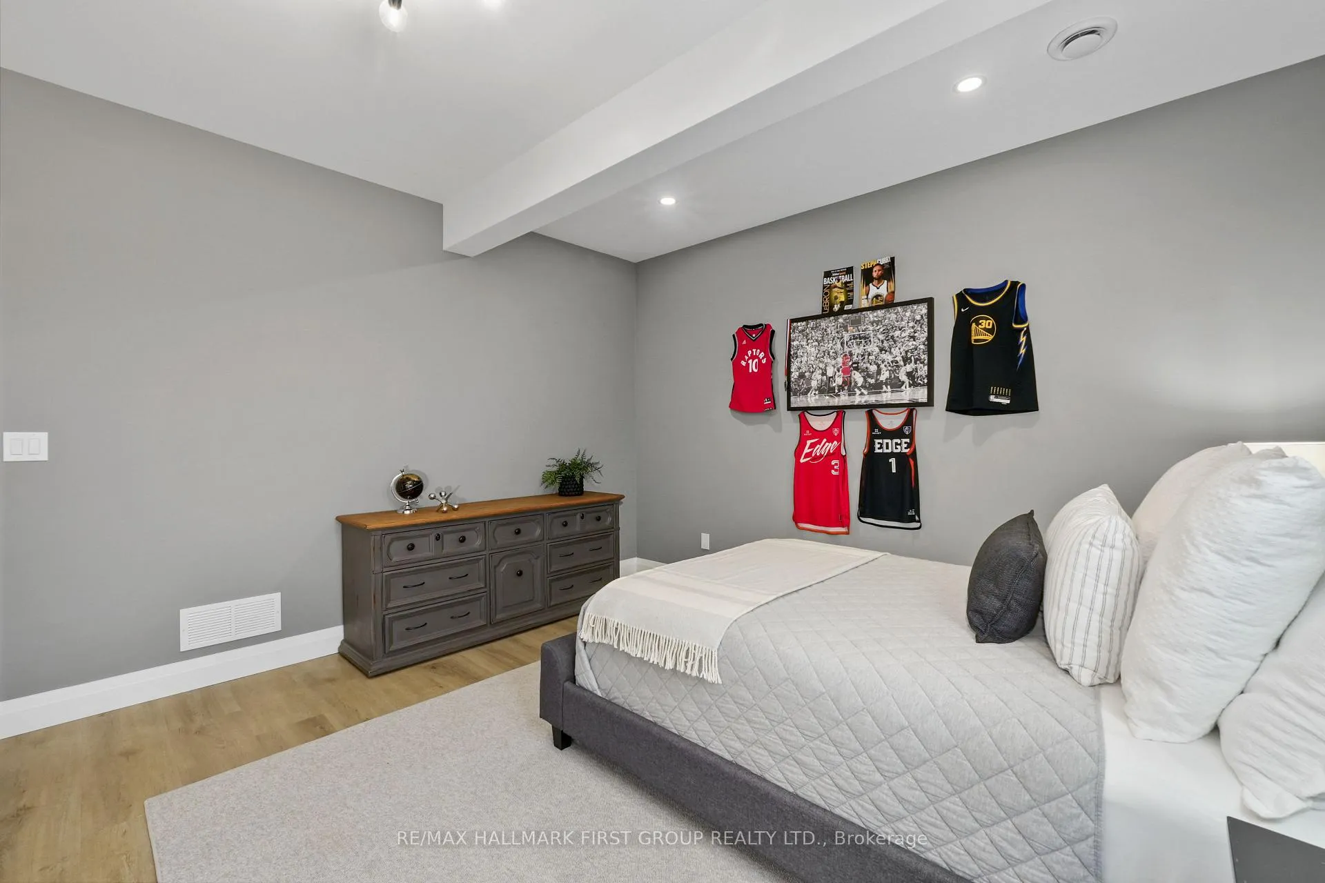 Photo 39 of 3914 Kennedy Road, Hamilton Township, Rural Hamilton — HOMEH