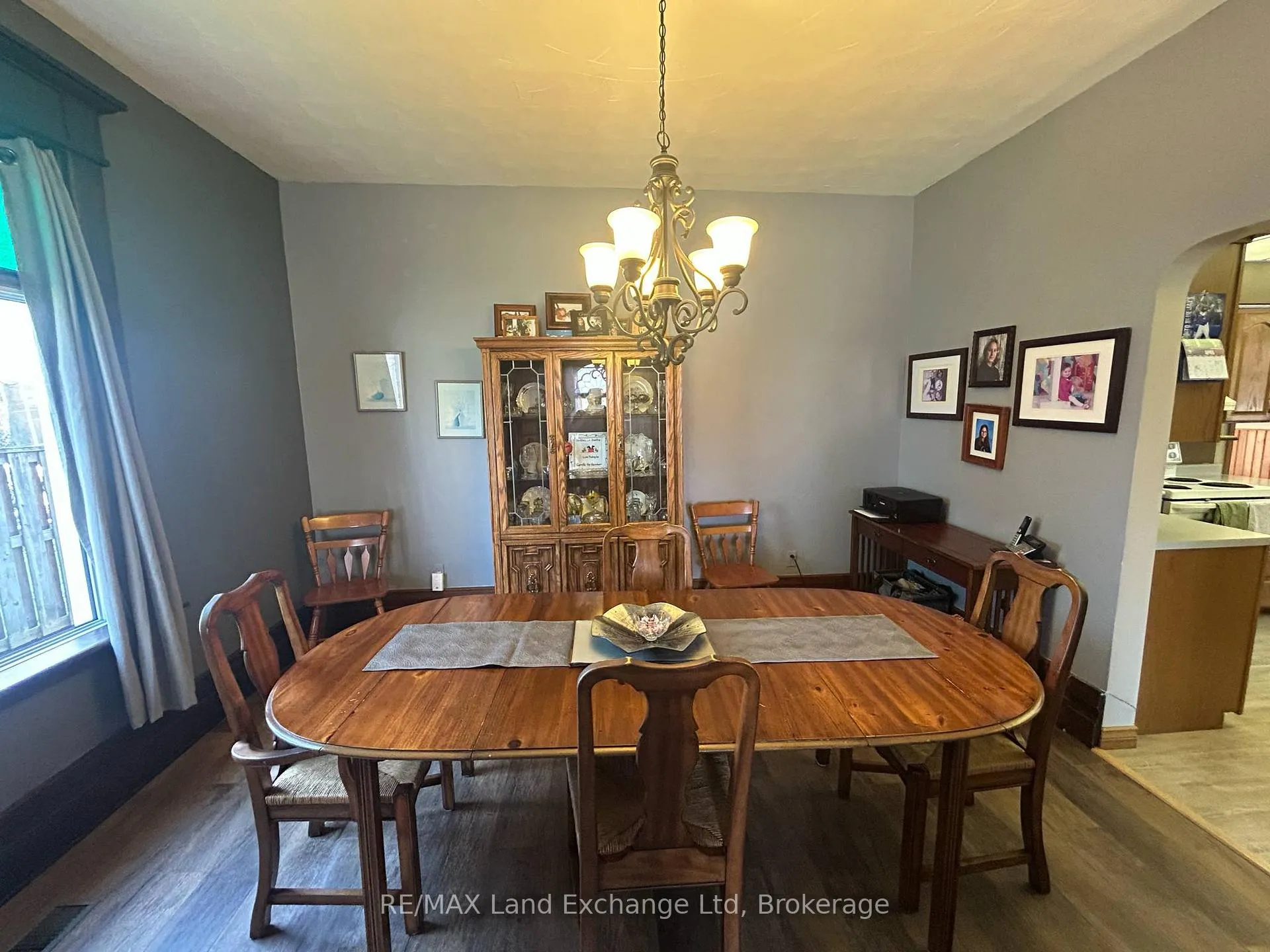 Photo 9 of 327 Frances Street, North Huron, Wingham — HOMEH