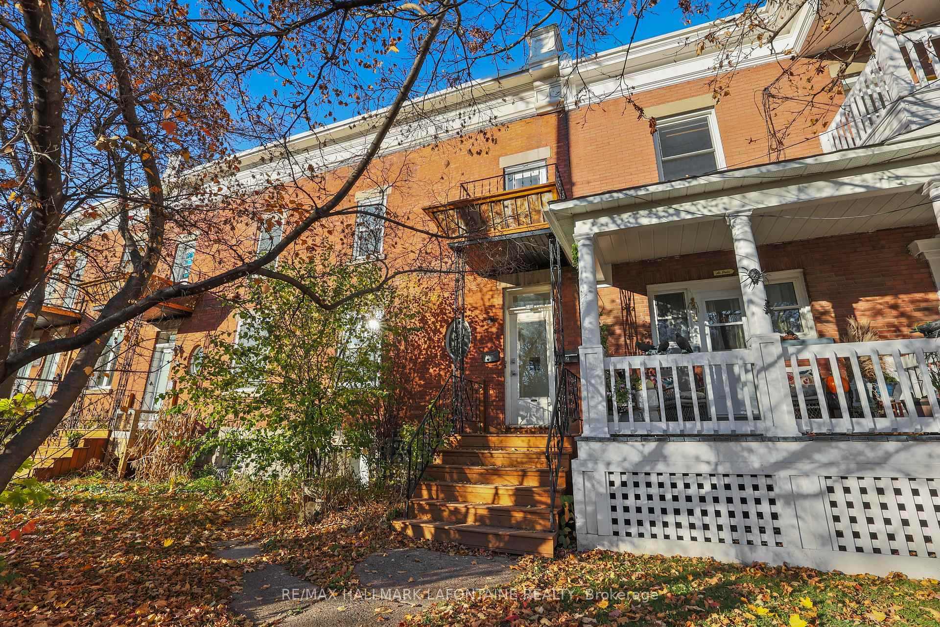 Photo 2 of Unit 2, 340 Mackay Street, Ottawa, Lindenlea — HOMEH