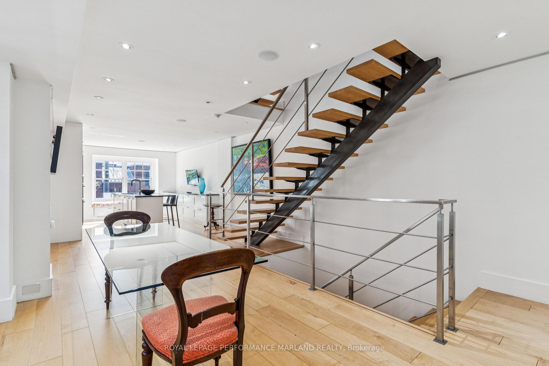 Photo 12 of 67 Rideau Terrace, Ottawa, Lindenlea — HOMEH