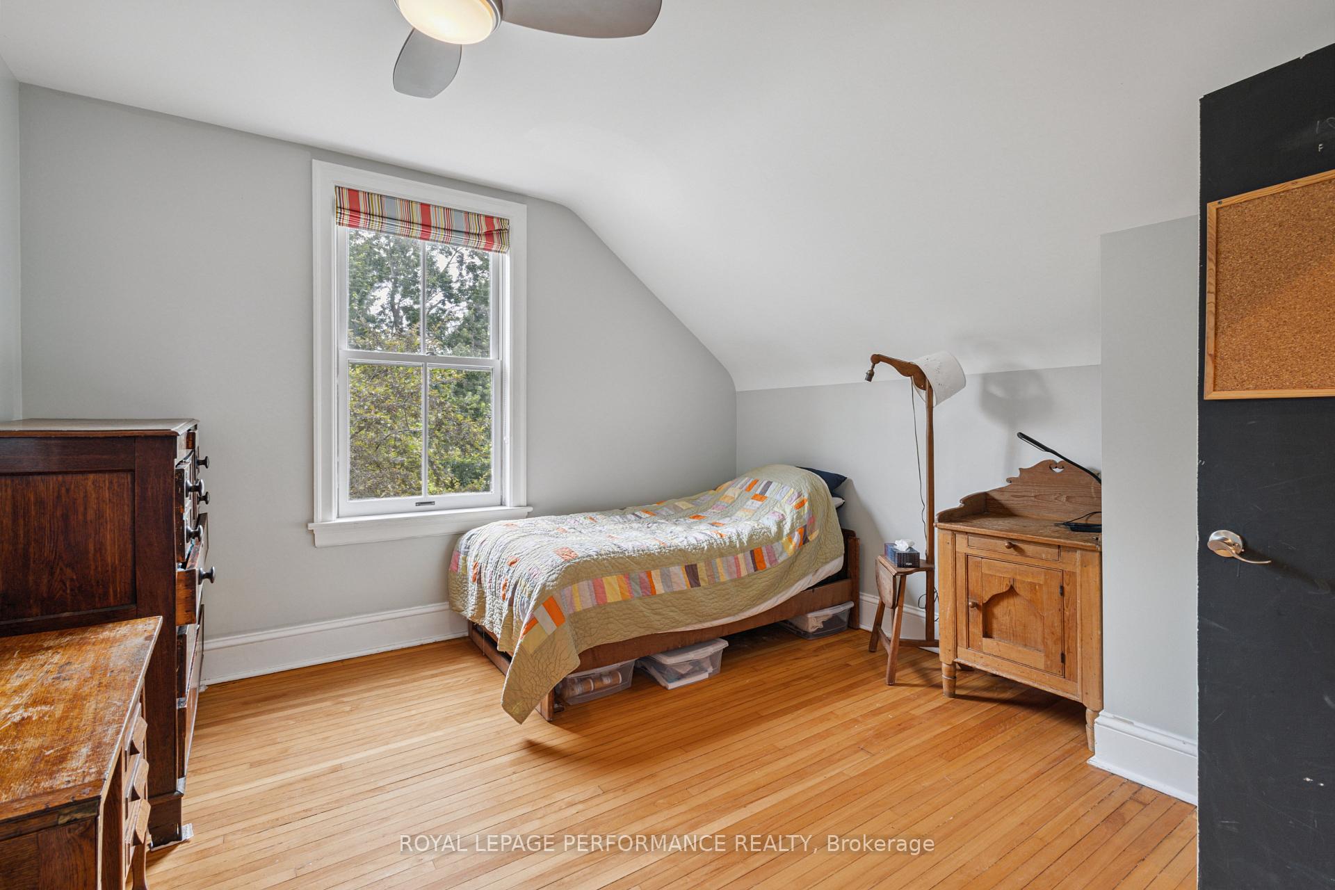 Photo 22 of 81 MacKay Street, Ottawa, New Edinburgh — HOMEH