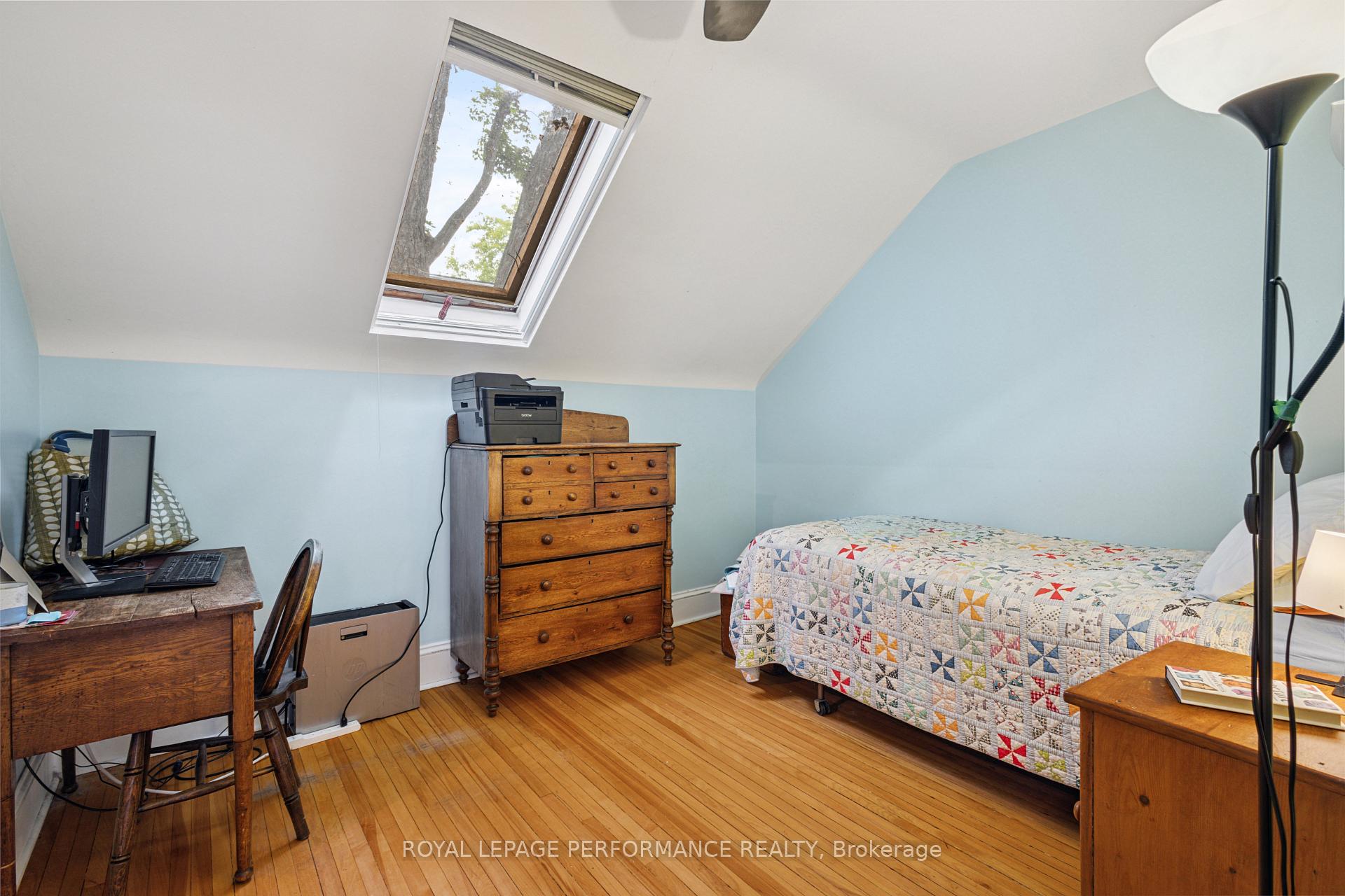 Photo 25 of 81 MacKay Street, Ottawa, New Edinburgh — HOMEH
