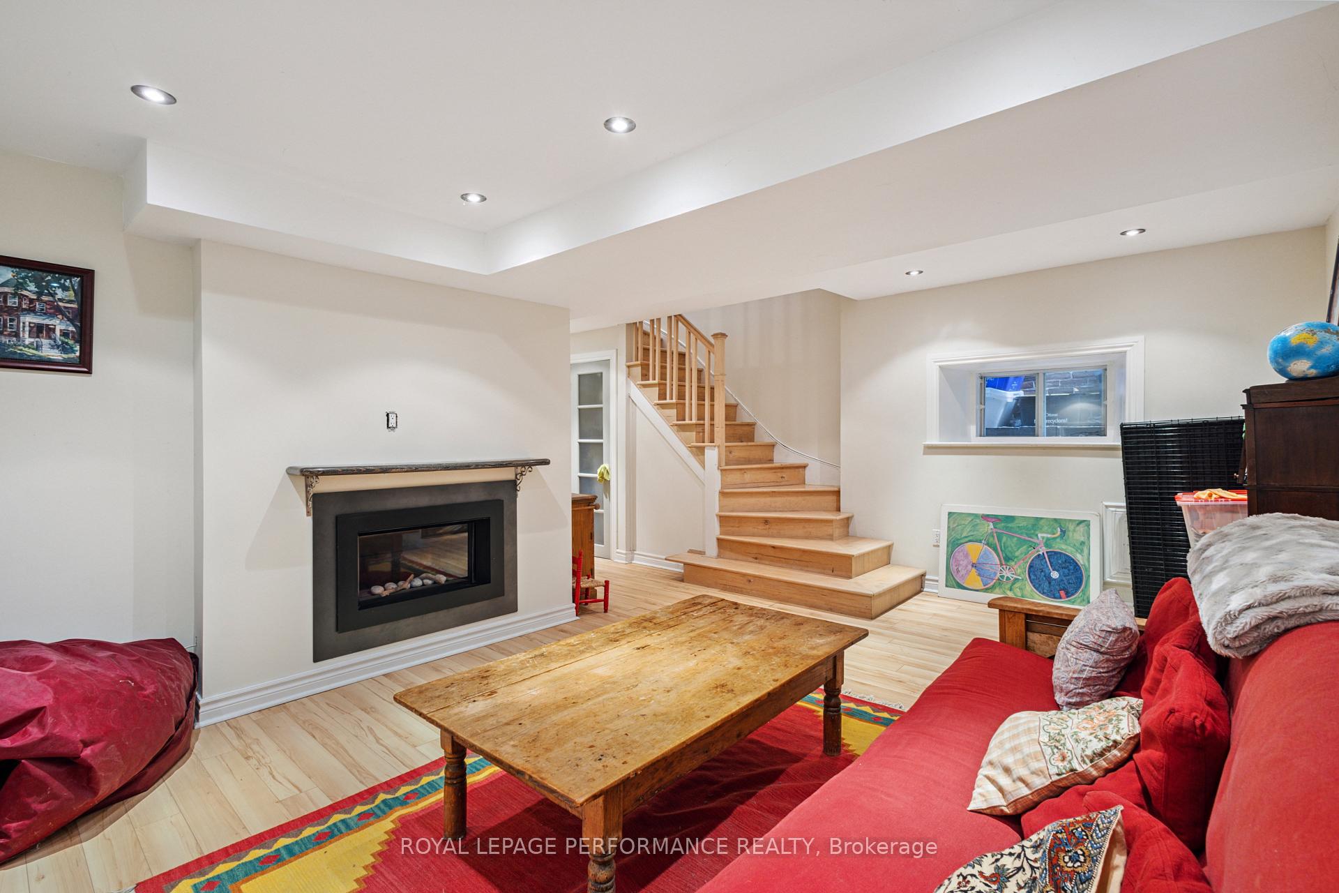 Photo 34 of 81 MacKay Street, Ottawa, New Edinburgh — HOMEH