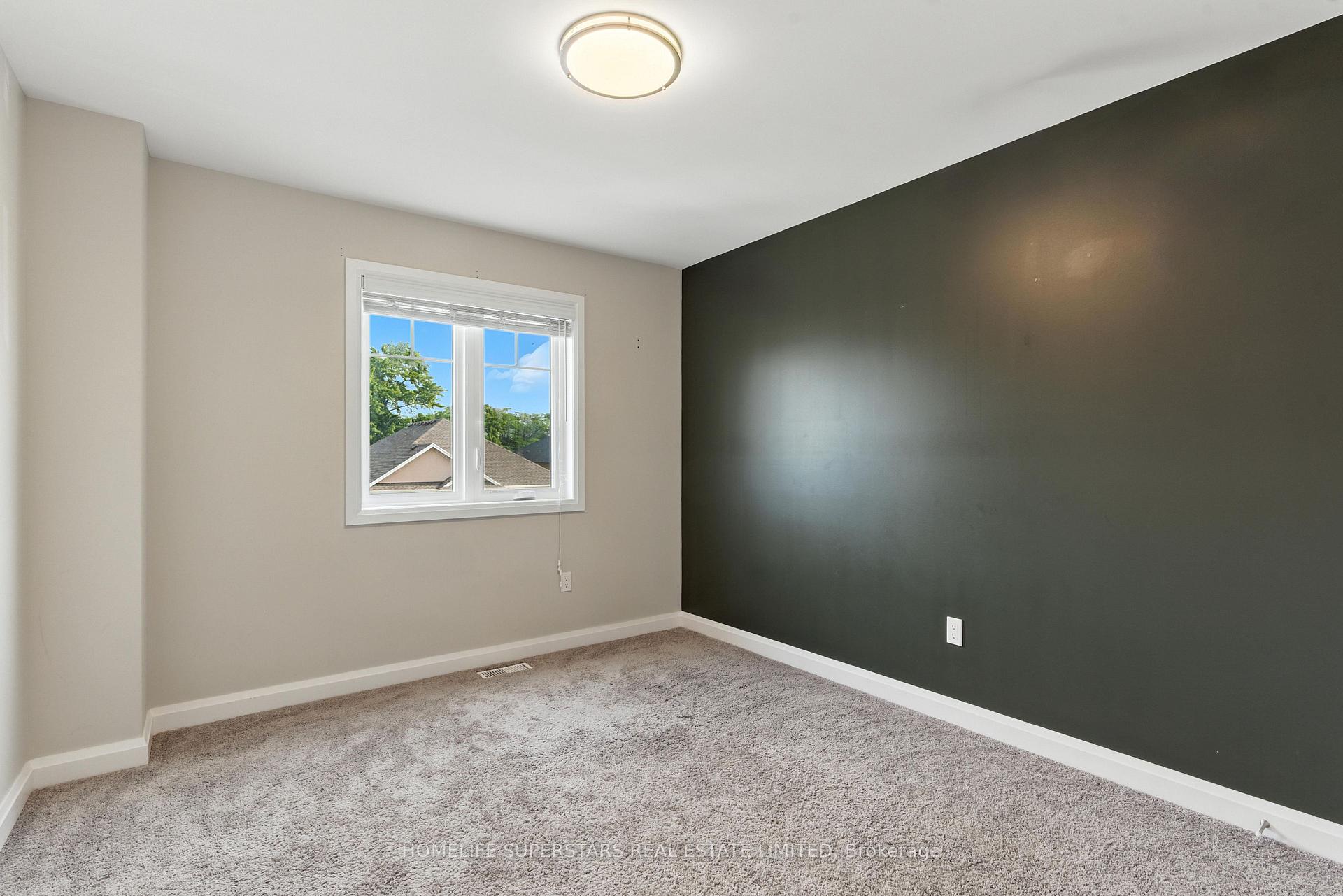 Photo 26 of 7394 Sherrilee Crescent, Niagara Falls, Brown — HOMEH