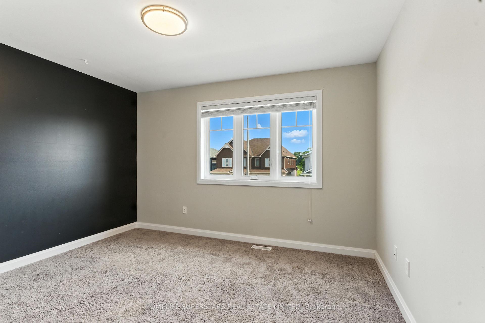 Photo 29 of 7394 Sherrilee Crescent, Niagara Falls, Brown — HOMEH