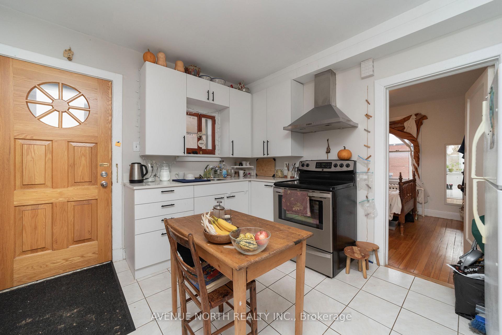 Photo 7 of 40 Vaughan Street, Ottawa, Lindenlea — HOMEH