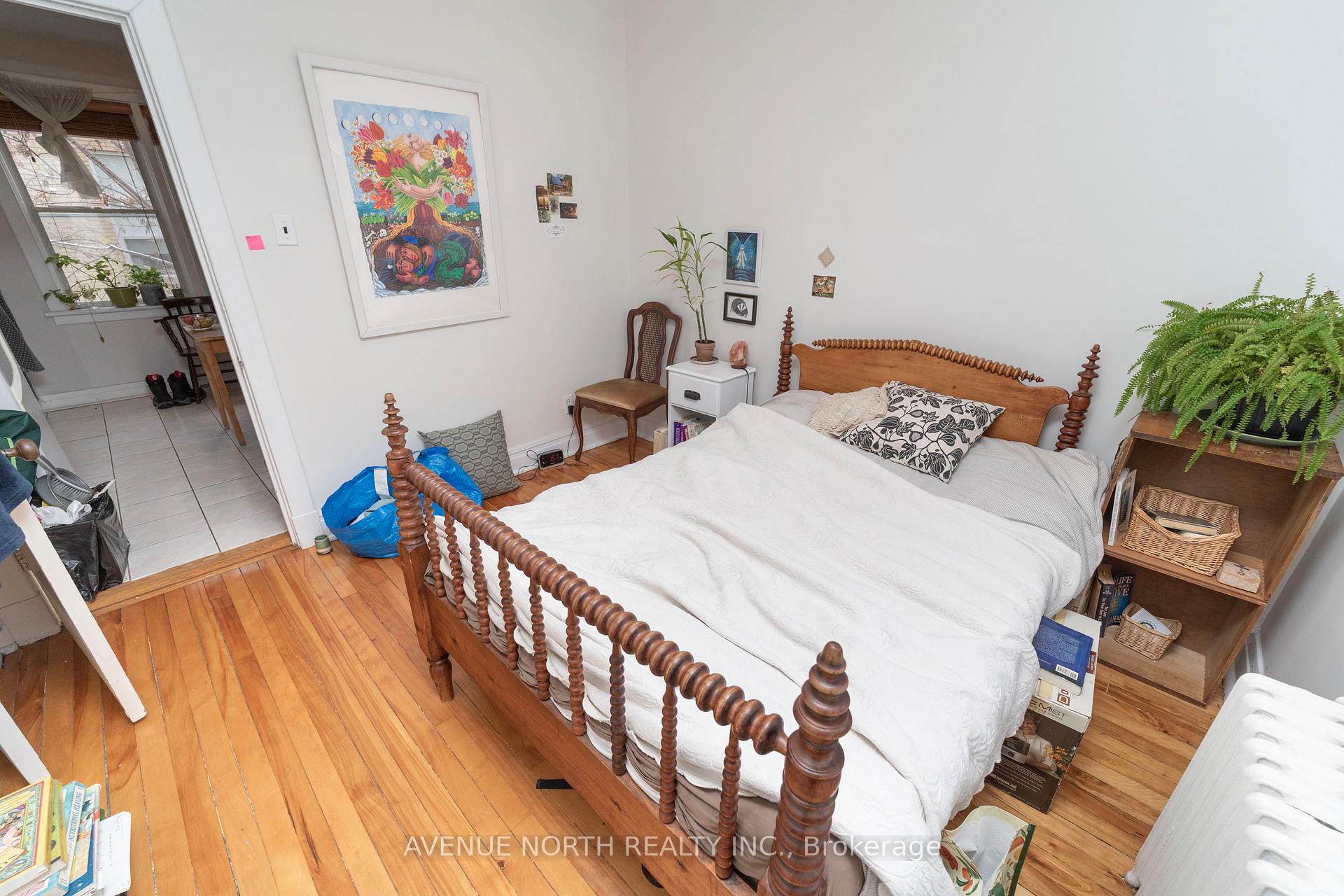 Photo 13 of 40 Vaughan Street, Ottawa, Lindenlea — HOMEH