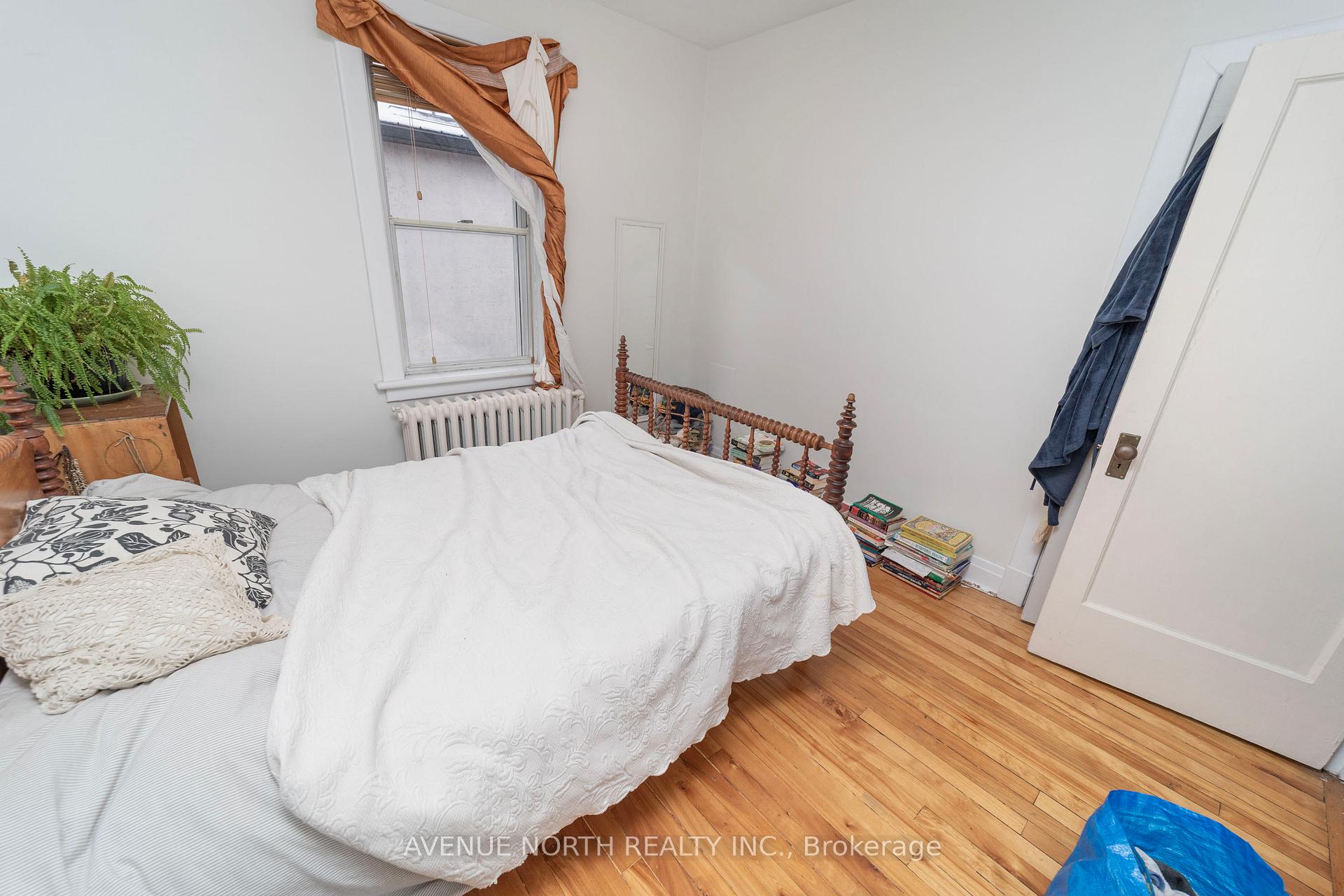Photo 14 of 40 Vaughan Street, Ottawa, Lindenlea — HOMEH