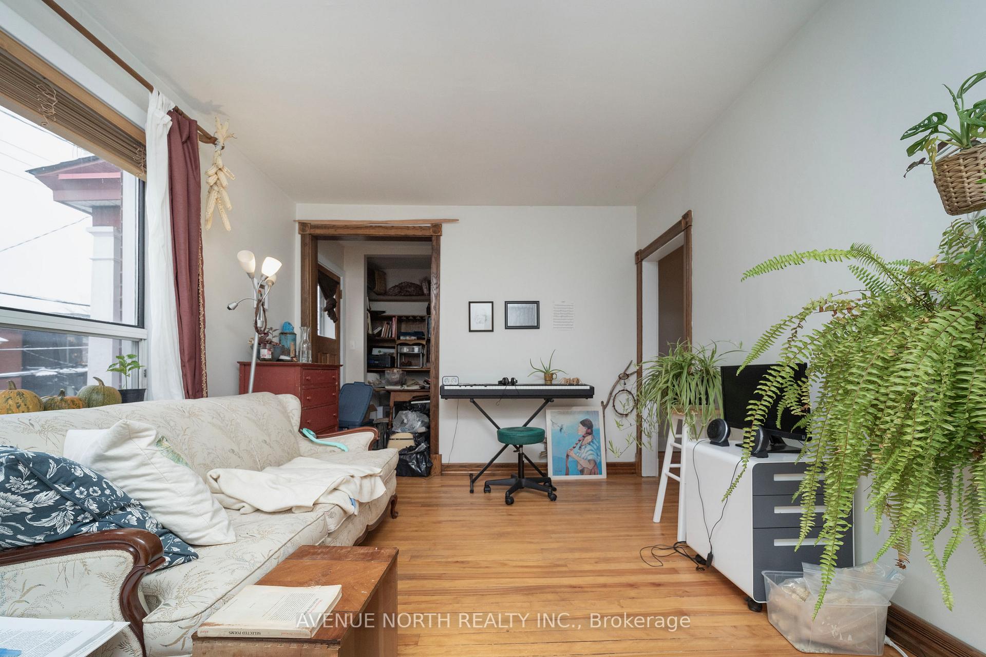 Photo 20 of 40 Vaughan Street, Ottawa, Lindenlea — HOMEH
