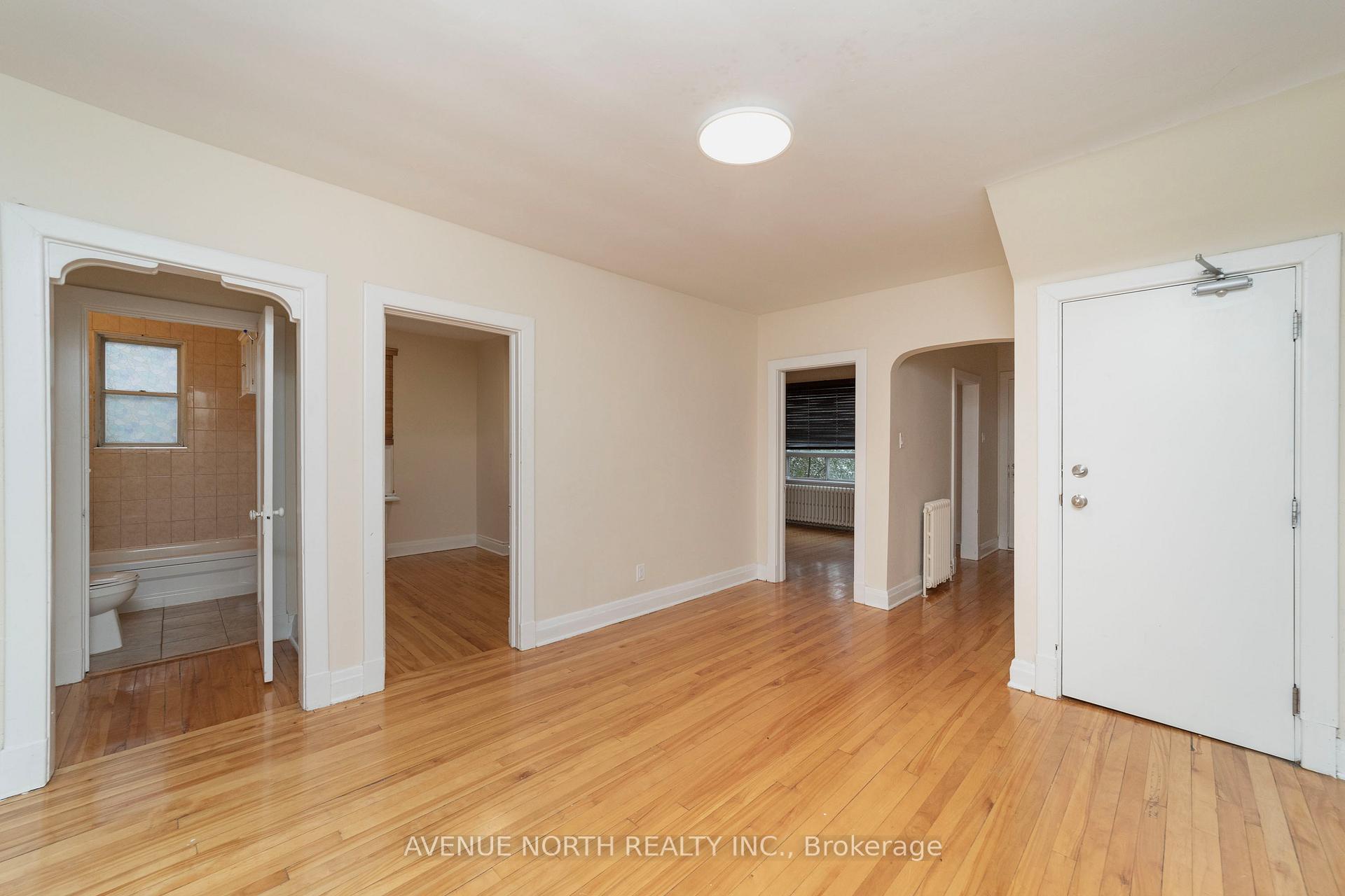Photo 37 of 40 Vaughan Street, Ottawa, Lindenlea — HOMEH