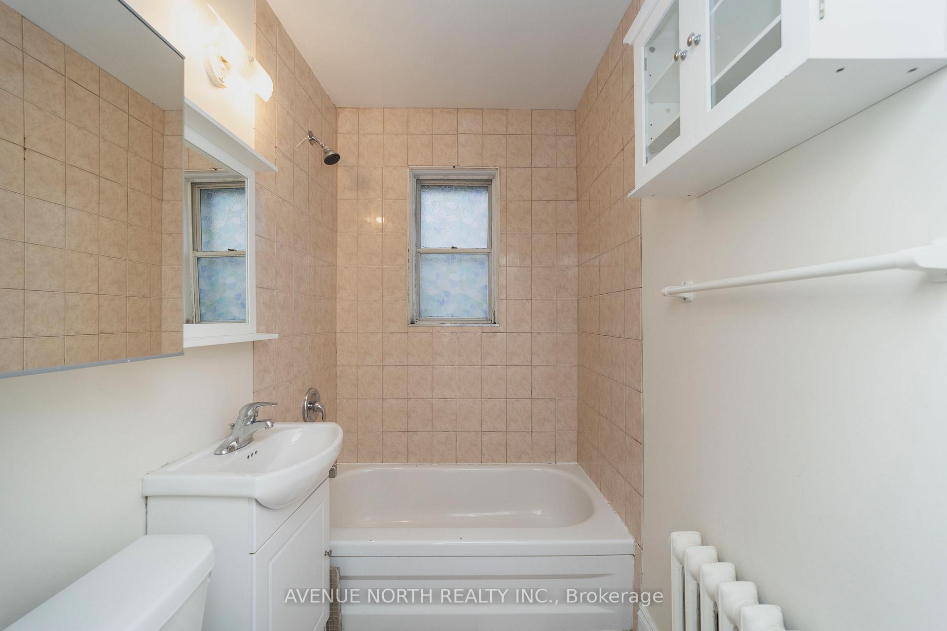 Photo 40 of 40 Vaughan Street, Ottawa, Lindenlea — HOMEH