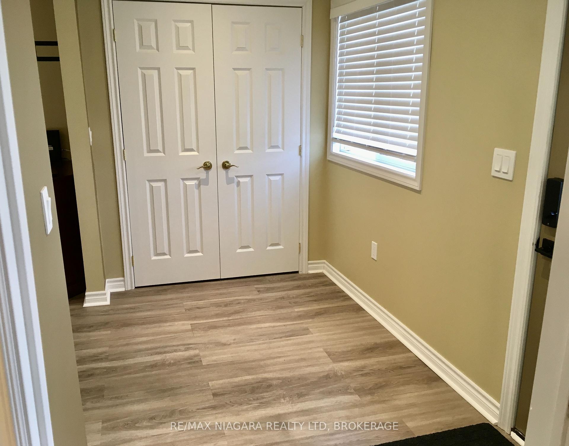 Photo 4 of 4576 Kalar Road, Niagara Falls, Ascot — HOMEH
