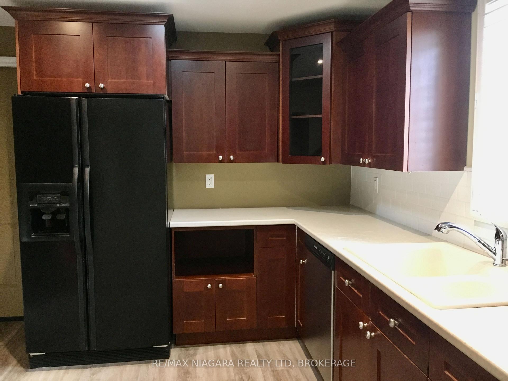 Photo 8 of 4576 Kalar Road, Niagara Falls, Ascot — HOMEH