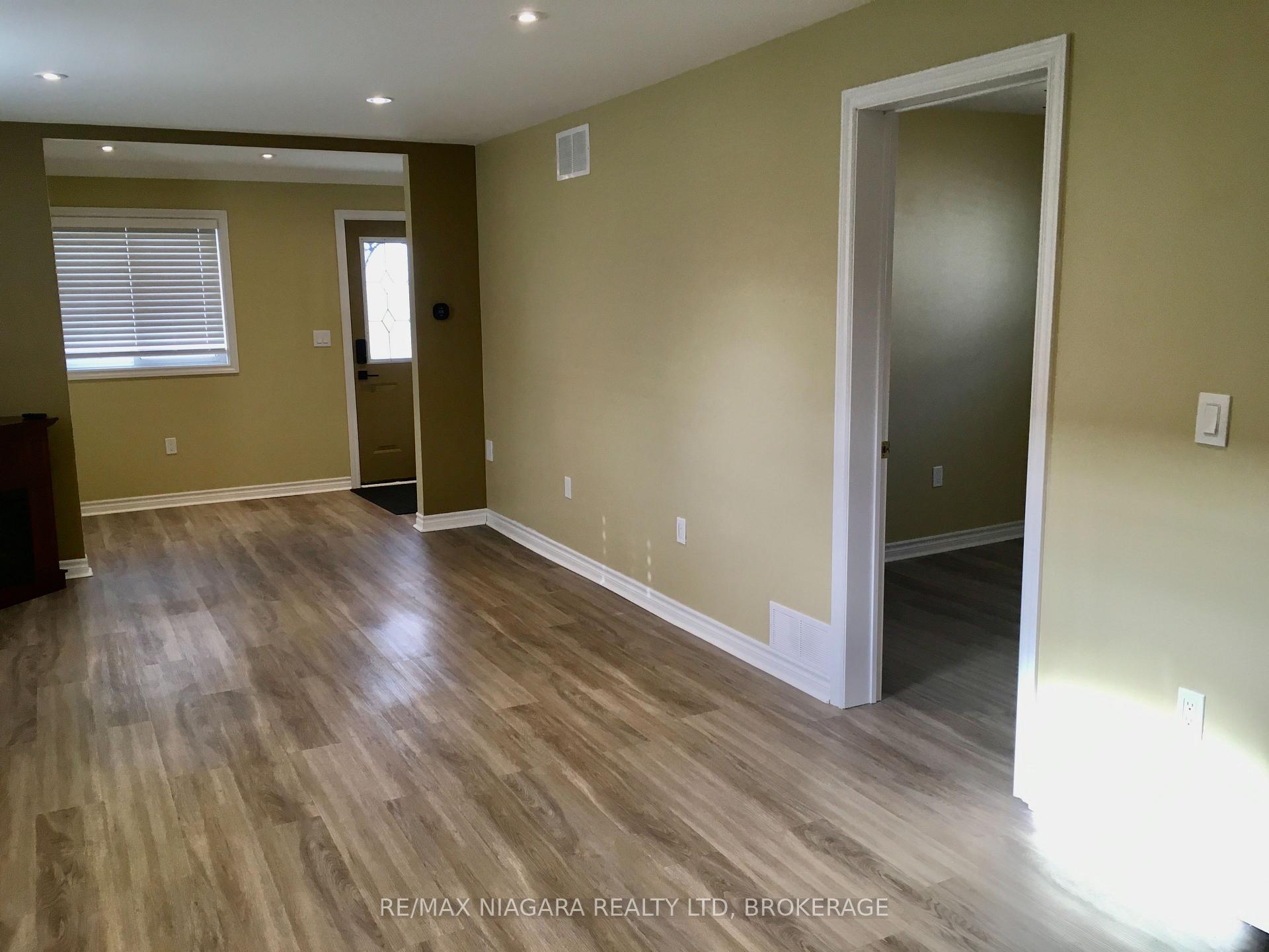 Photo 16 of 4576 Kalar Road, Niagara Falls, Ascot — HOMEH