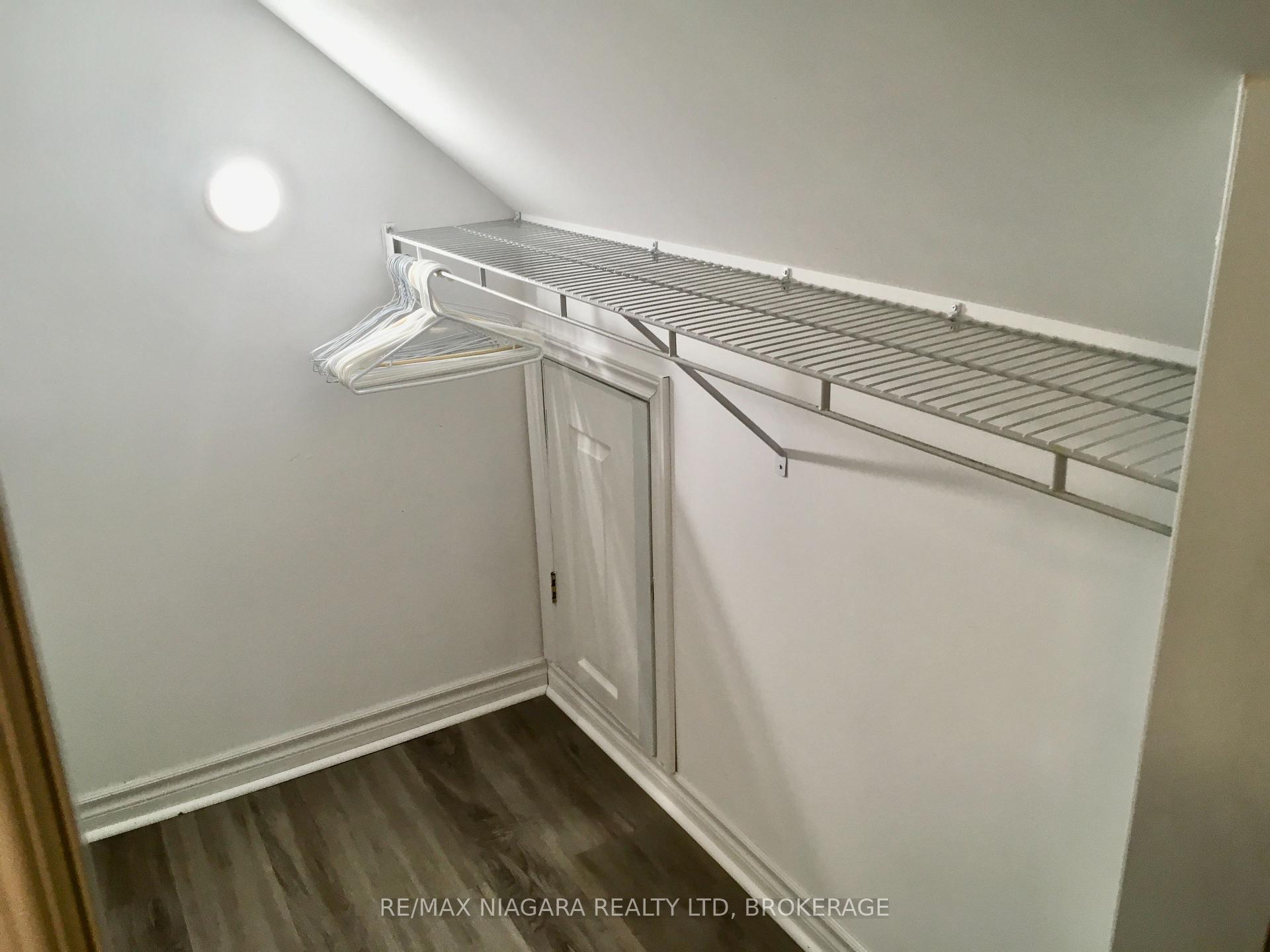 Photo 36 of 4576 Kalar Road, Niagara Falls, Ascot — HOMEH