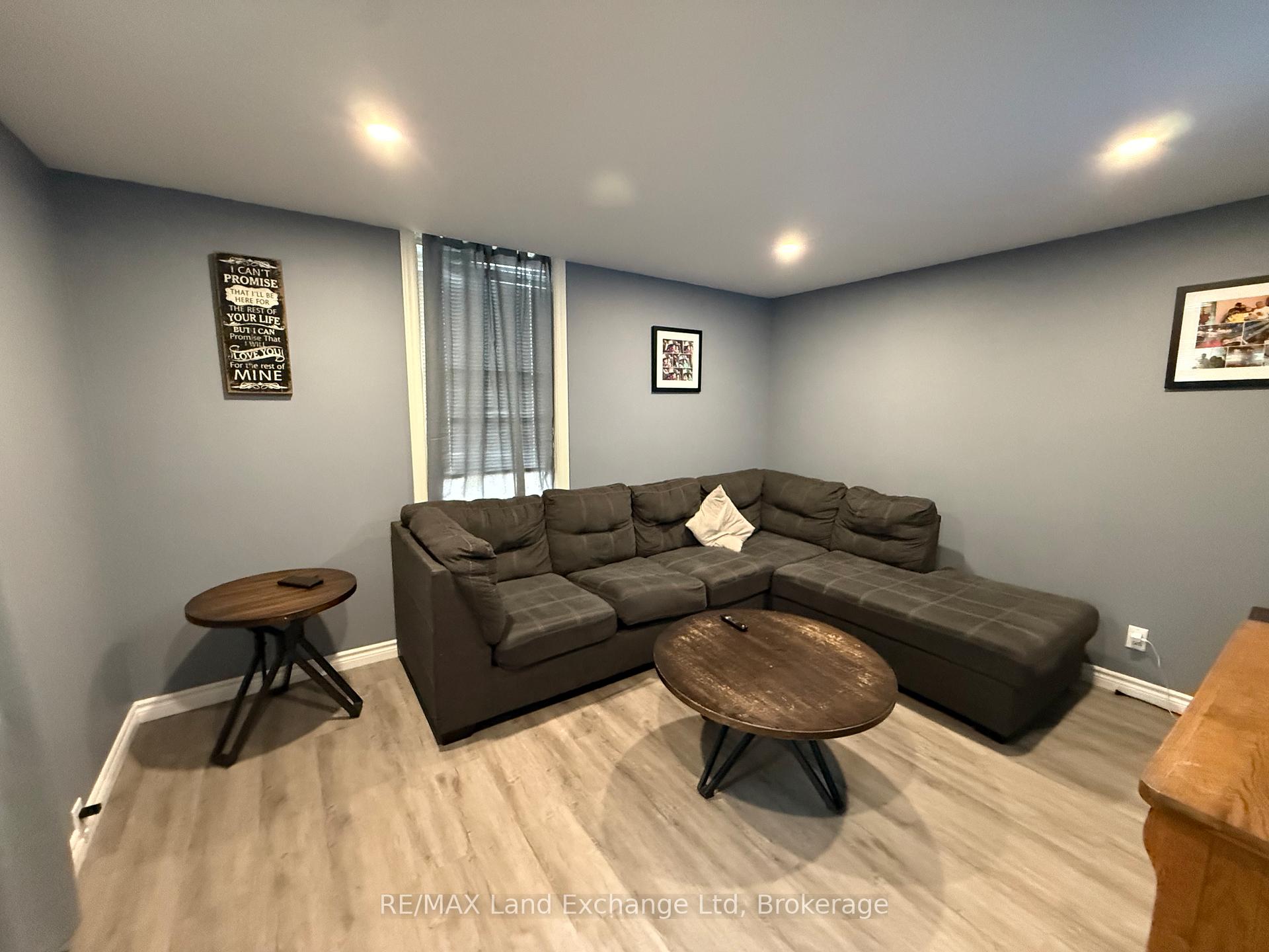 Photo 5 of 211 Edward Street, North Huron, Wingham — HOMEH