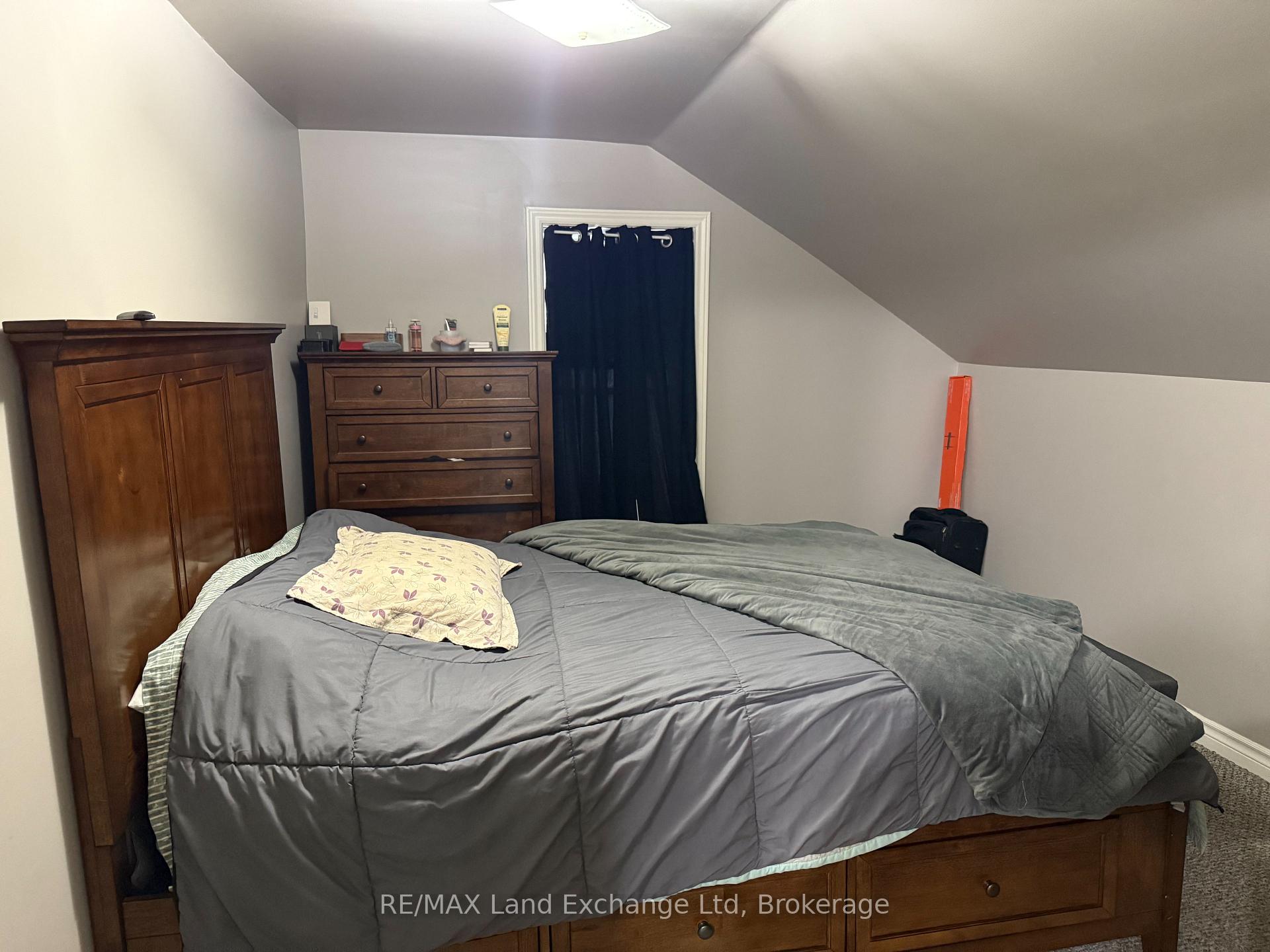Photo 11 of 211 Edward Street, North Huron, Wingham — HOMEH