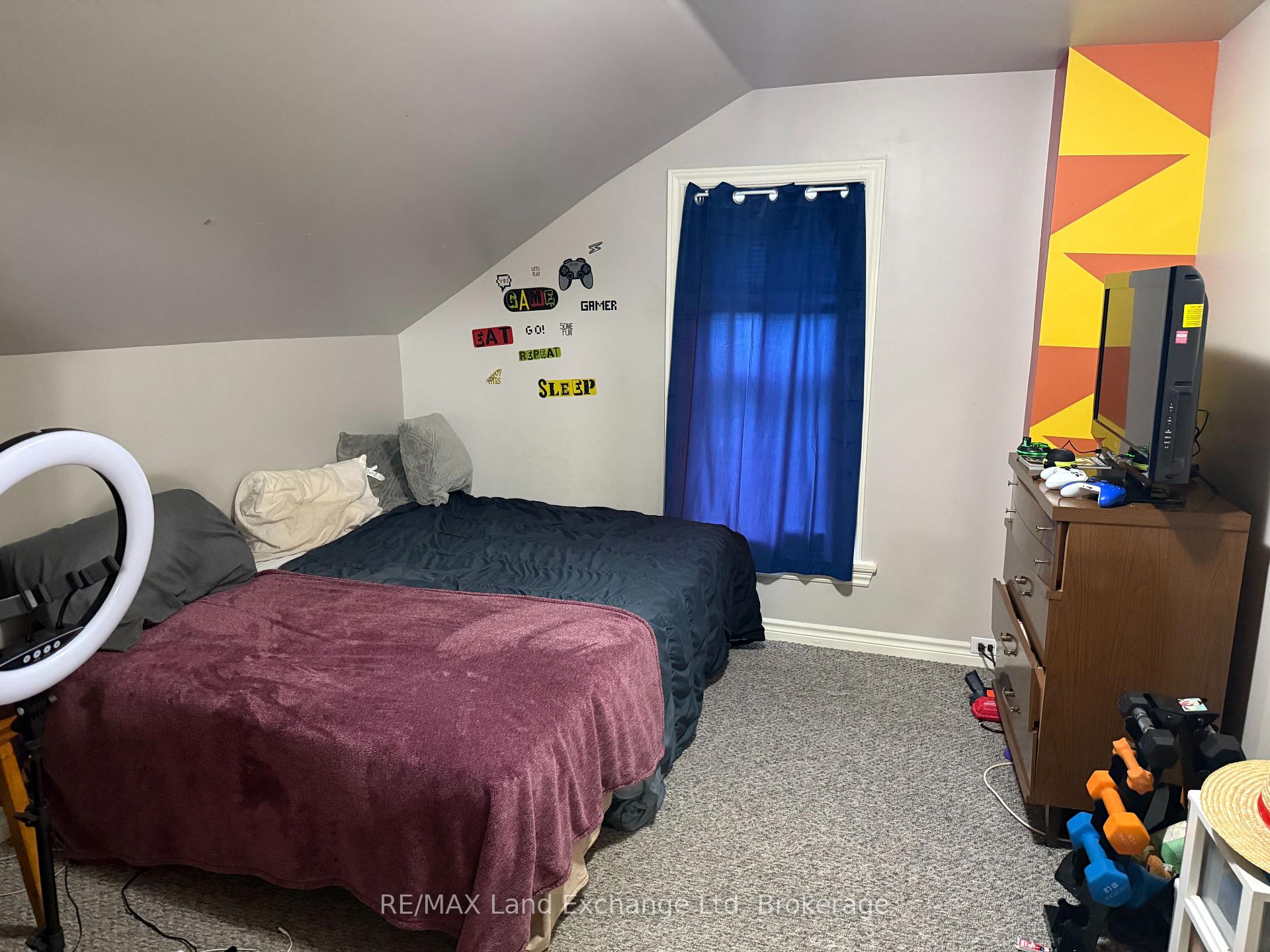 Photo 14 of 211 Edward Street, North Huron, Wingham — HOMEH