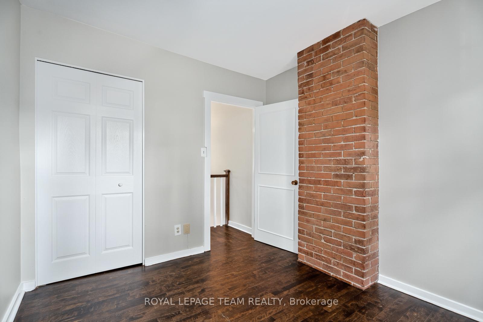 Photo 16 of 27 Ivy Crescent, Ottawa, Lindenlea — HOMEH