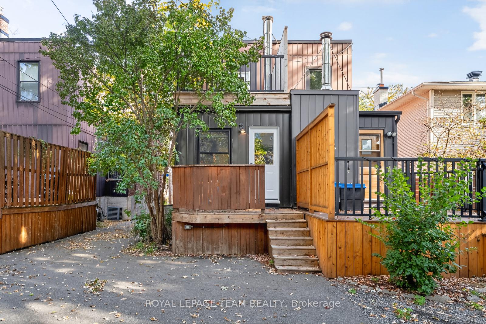 Photo 31 of 27 Ivy Crescent, Ottawa, Lindenlea — HOMEH