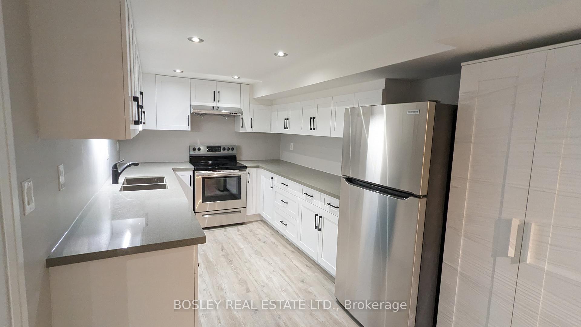 Front of Unit Lower, 40 Smyth Crescent