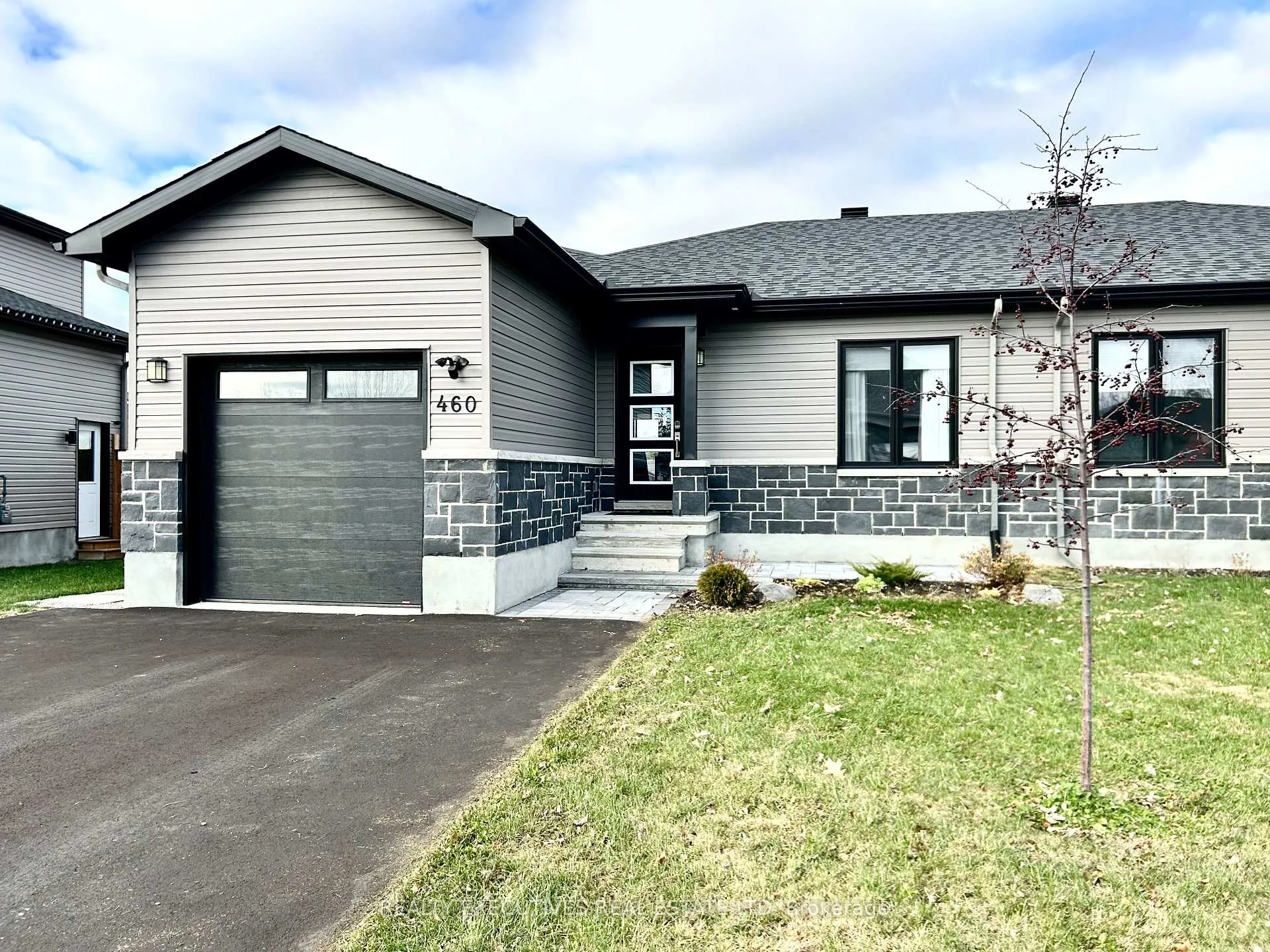 Front of 460 Arora Crescent S