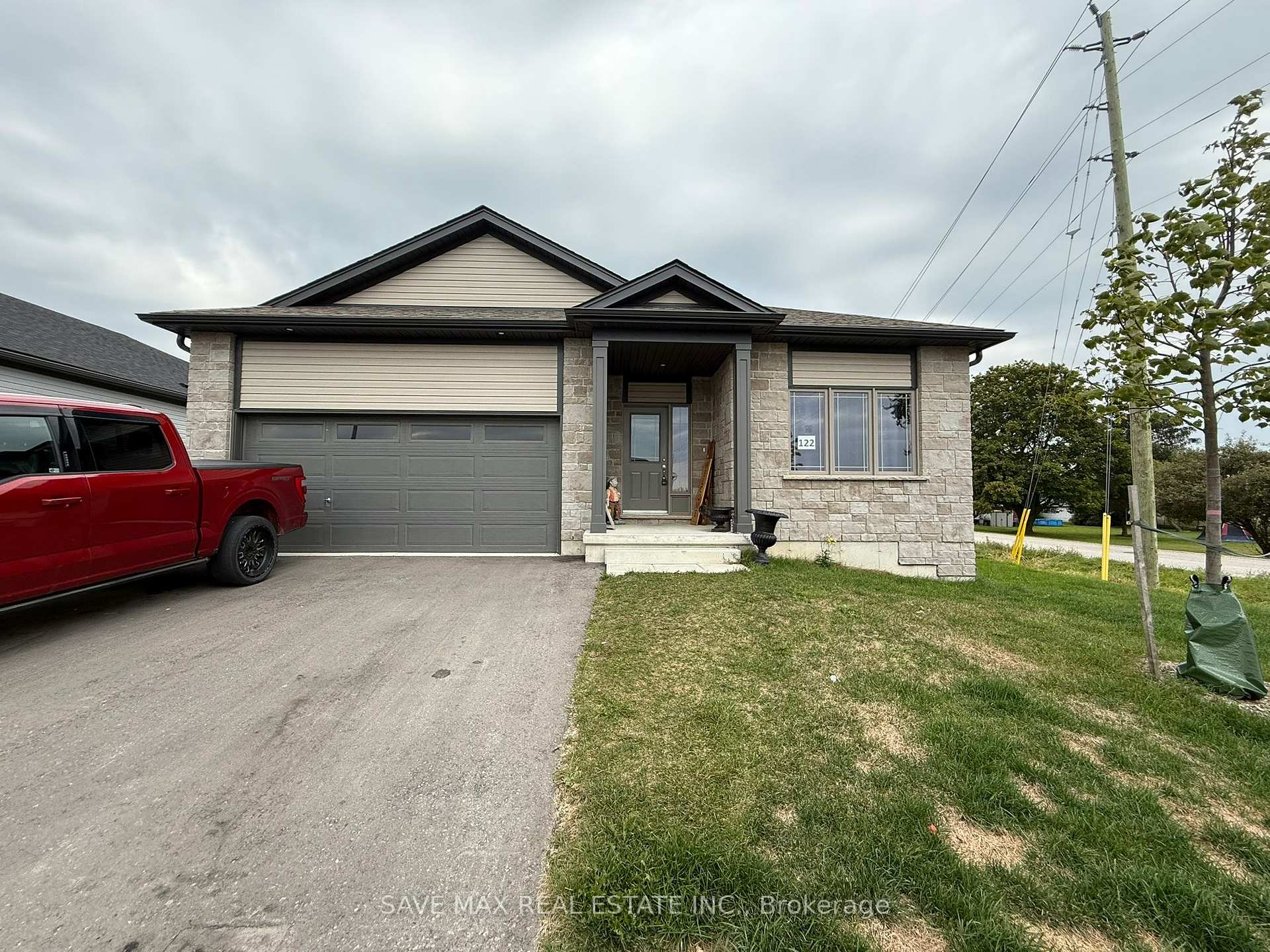Photo 3 of 122 Ellen Street, North Perth, Elma — HOMEH