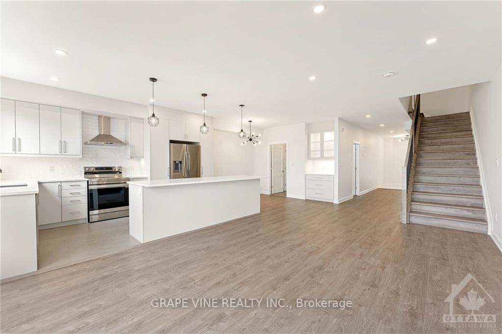 Photo 12 of 462 North Street, North Dundas, Winchester — HOMEH
