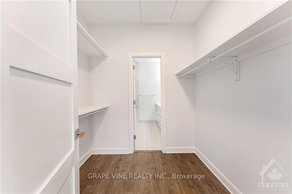 Photo 15 of 462 North Street, North Dundas, Winchester — HOMEH