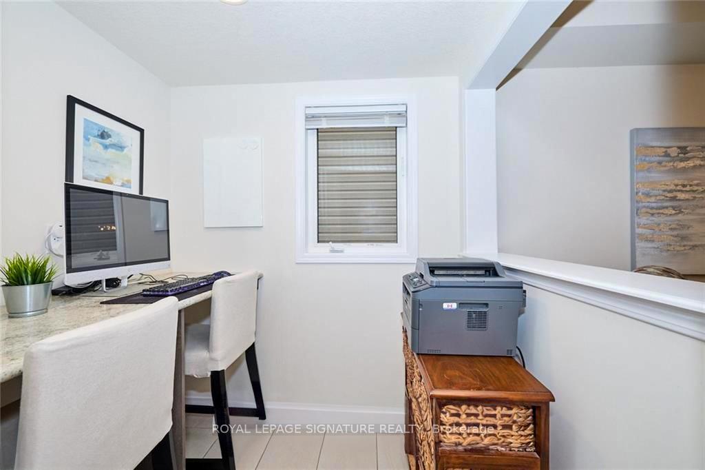 Photo 10 of 7830 Buckeye Crescent, Niagara Falls, Brown — HOMEH