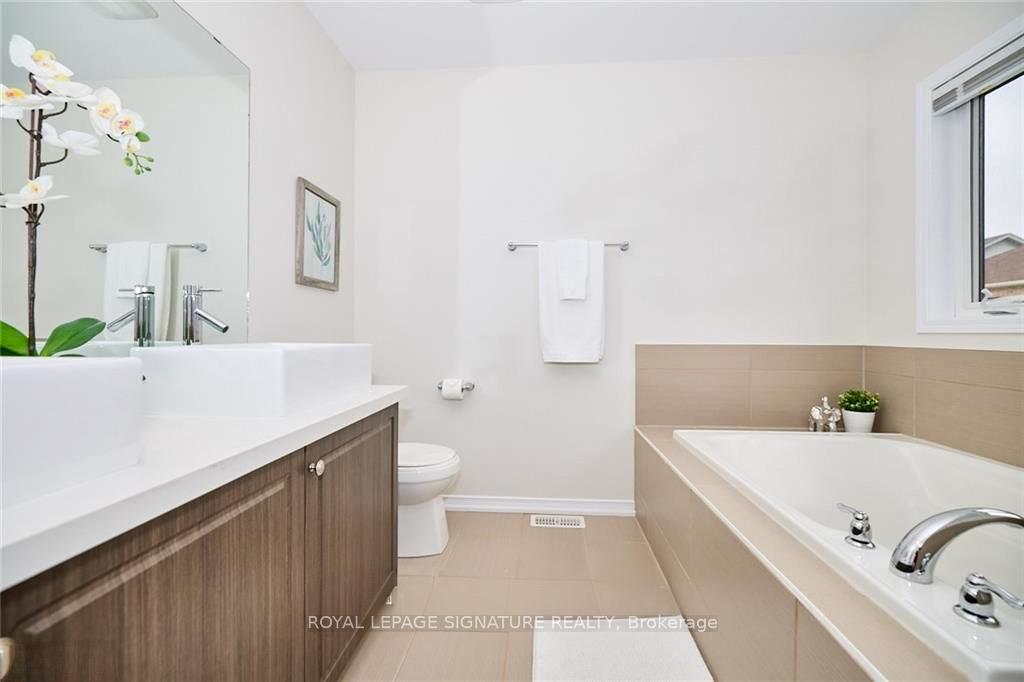 Photo 18 of 7830 Buckeye Crescent, Niagara Falls, Brown — HOMEH