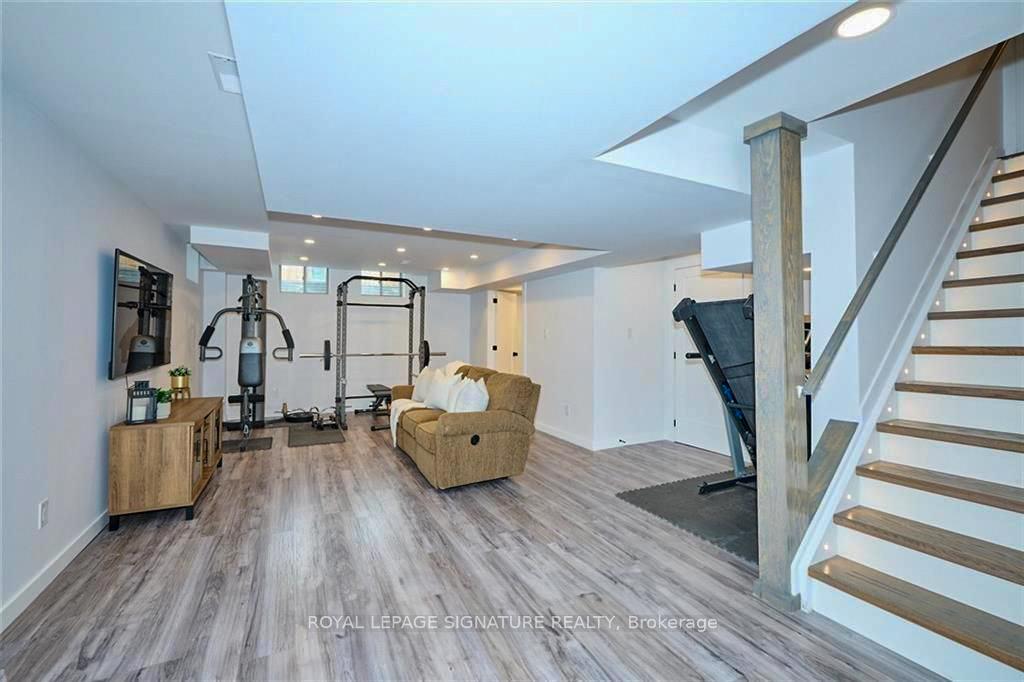 Photo 28 of 7830 Buckeye Crescent, Niagara Falls, Brown — HOMEH