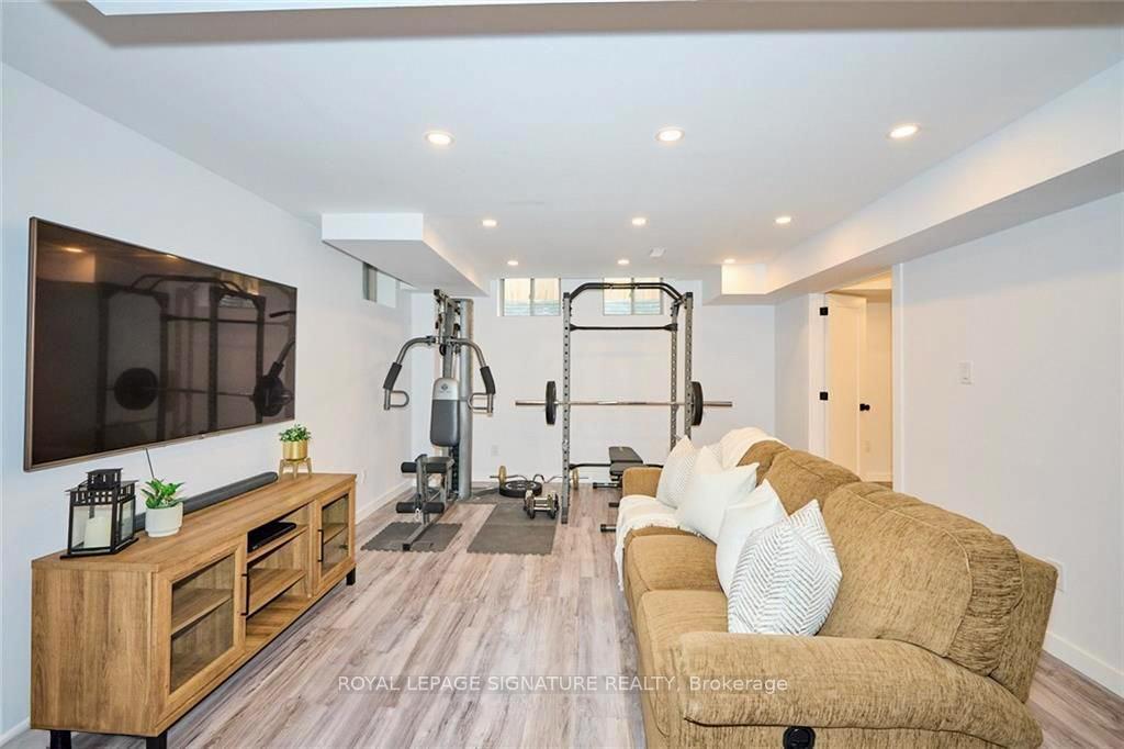Photo 29 of 7830 Buckeye Crescent, Niagara Falls, Brown — HOMEH