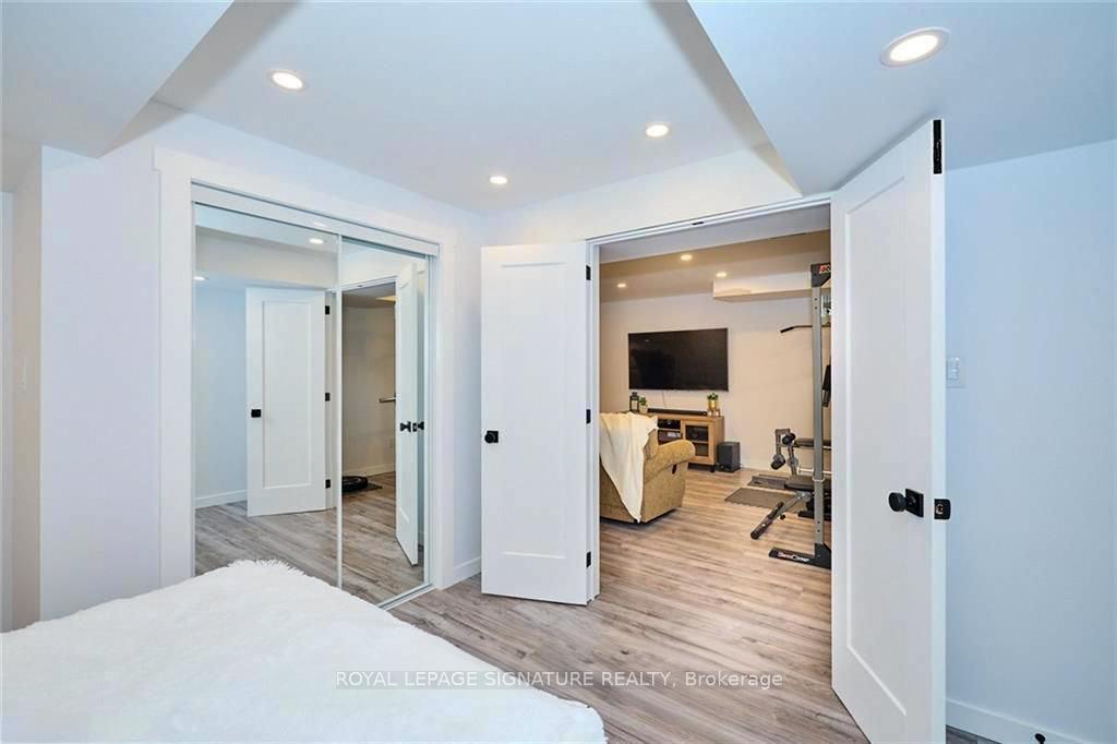Photo 33 of 7830 Buckeye Crescent, Niagara Falls, Brown — HOMEH