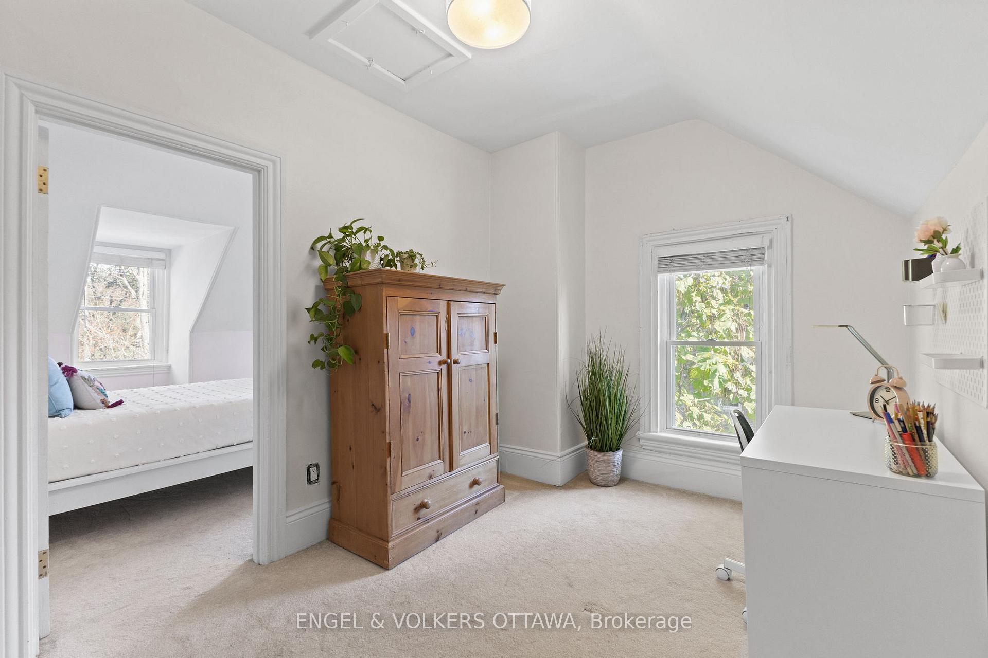 Photo 20 of 193 Mackay Street, Ottawa, New Edinburgh — HOMEH