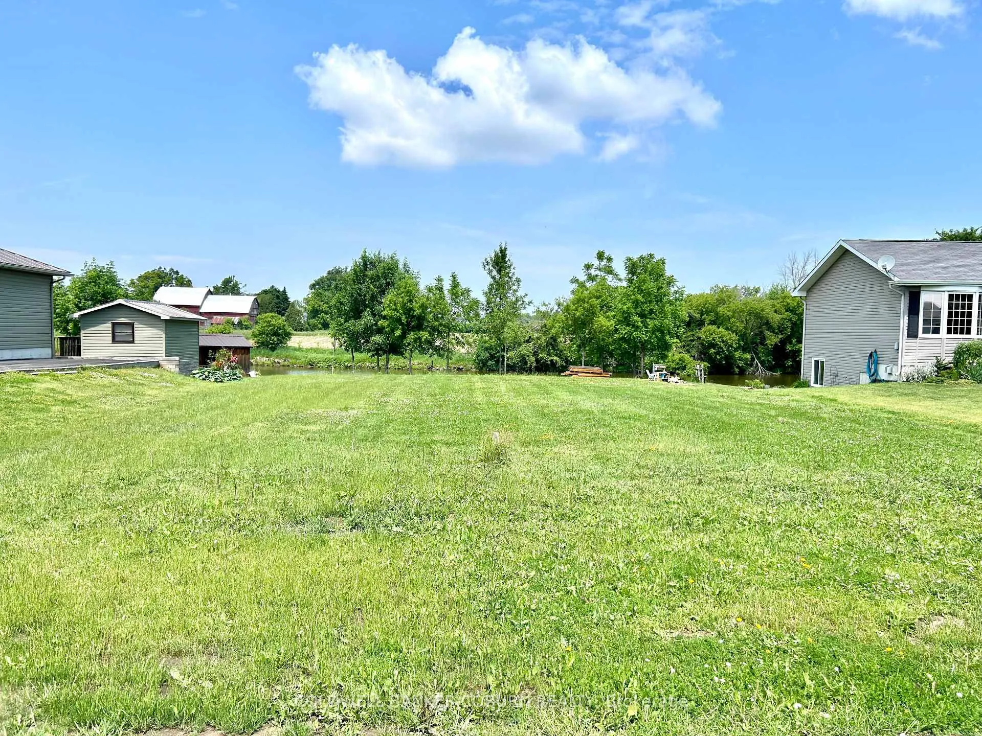 Photo 2 of 67 Erin Avenue, North Dundas, Chesterville — HOMEH