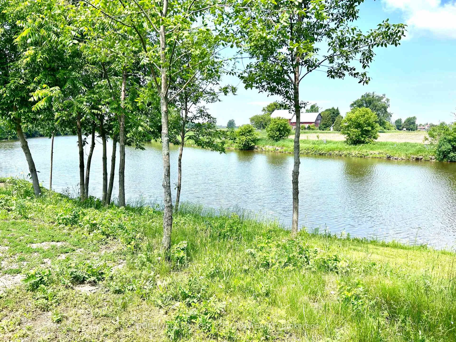 Photo 3 of 67 Erin Avenue, North Dundas, Chesterville — HOMEH