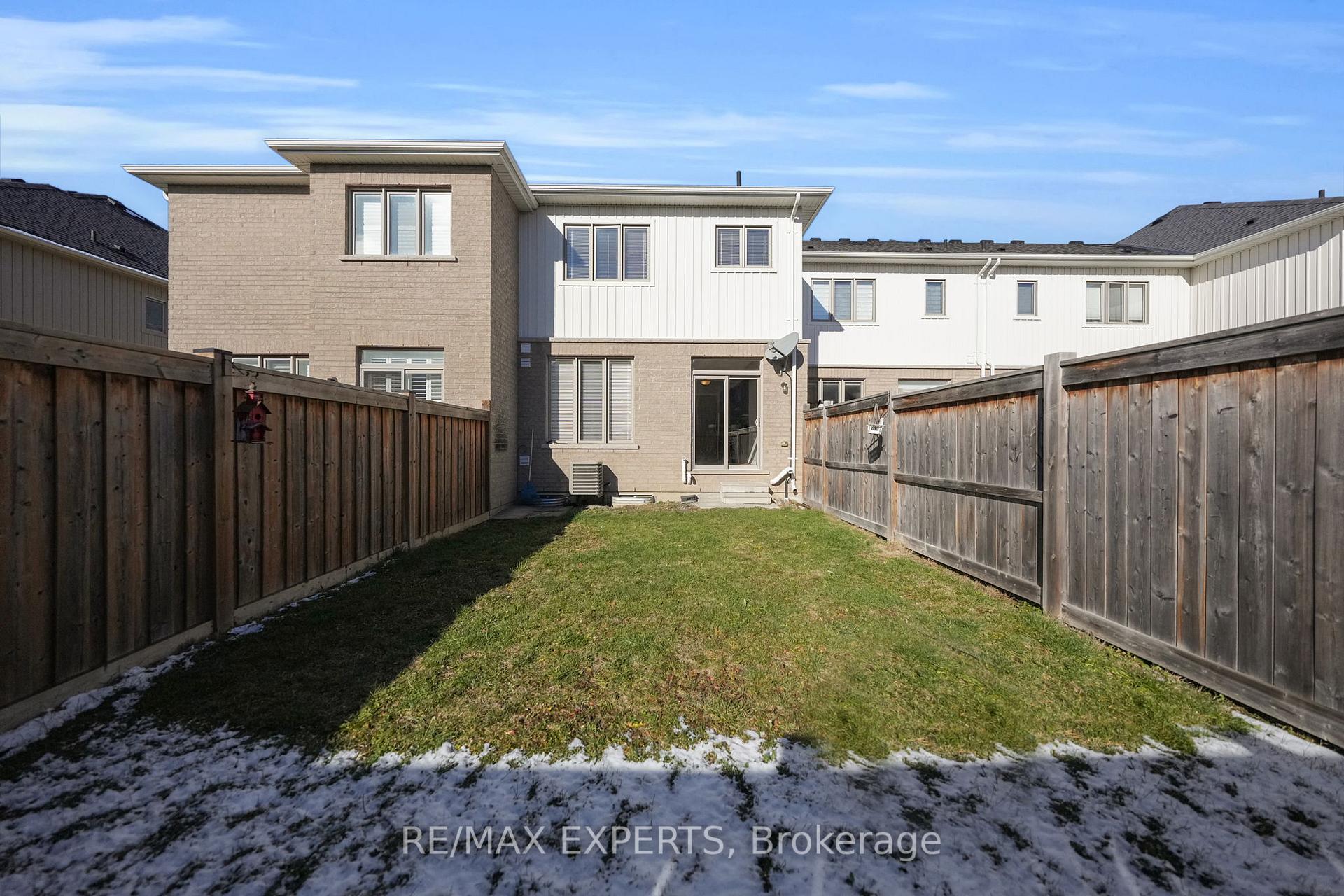 Photo 39 of 27 Sharpe Crescent, New Tecumseth, Tottenham — HOMEH