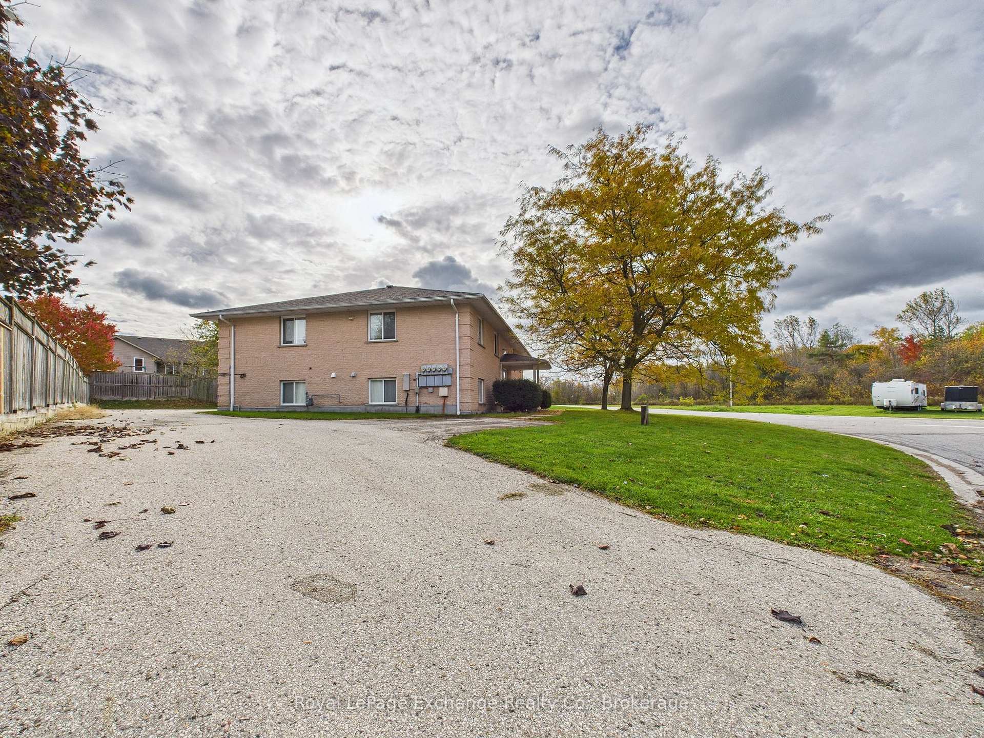 Photo 2 of 403 Highland Drive, North Huron, Wingham — HOMEH