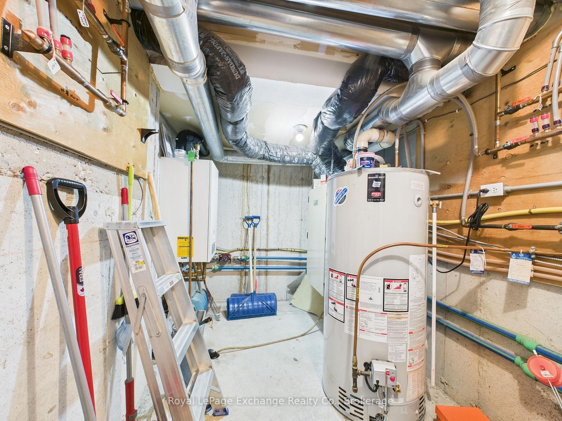 Photo 33 of 403 Highland Drive, North Huron, Wingham — HOMEH
