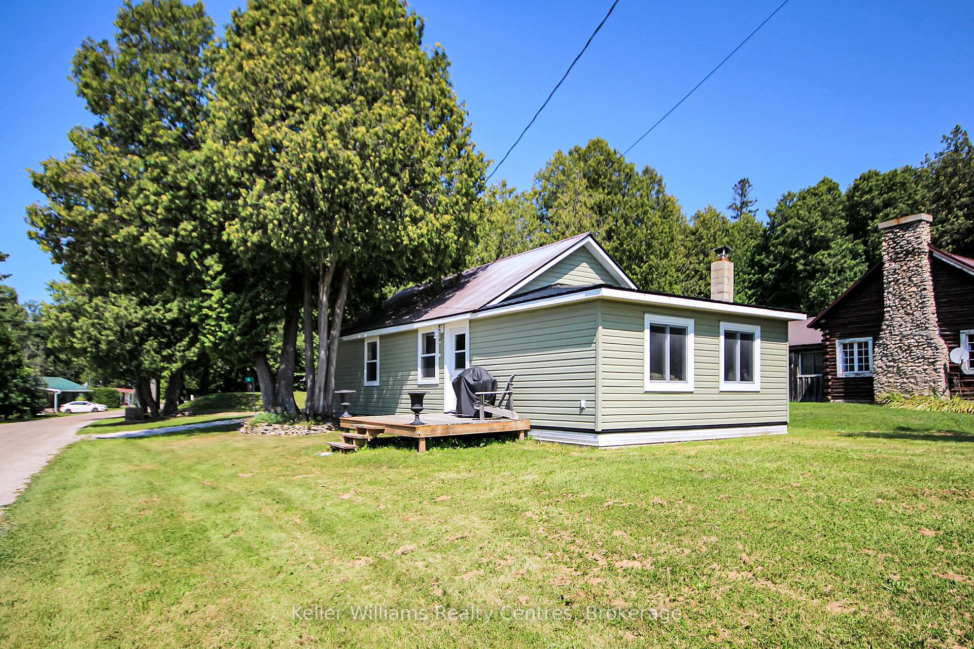 Front of 4 Woodstock Avenue
