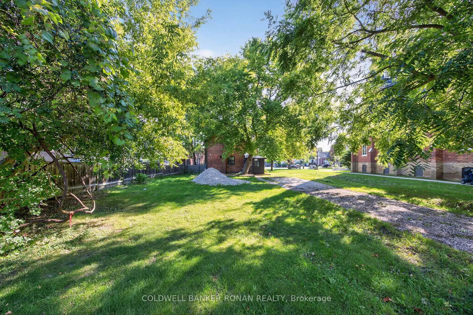 Photo 38 of 76 Queen Street N, New Tecumseth, Tottenham — HOMEH