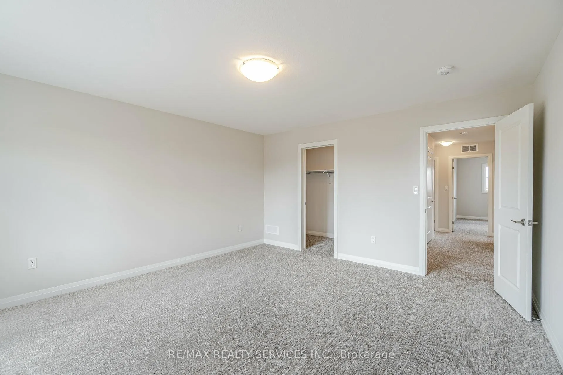 Photo 19 of 7310 Marvel Drive, Niagara Falls, Brown — HOMEH