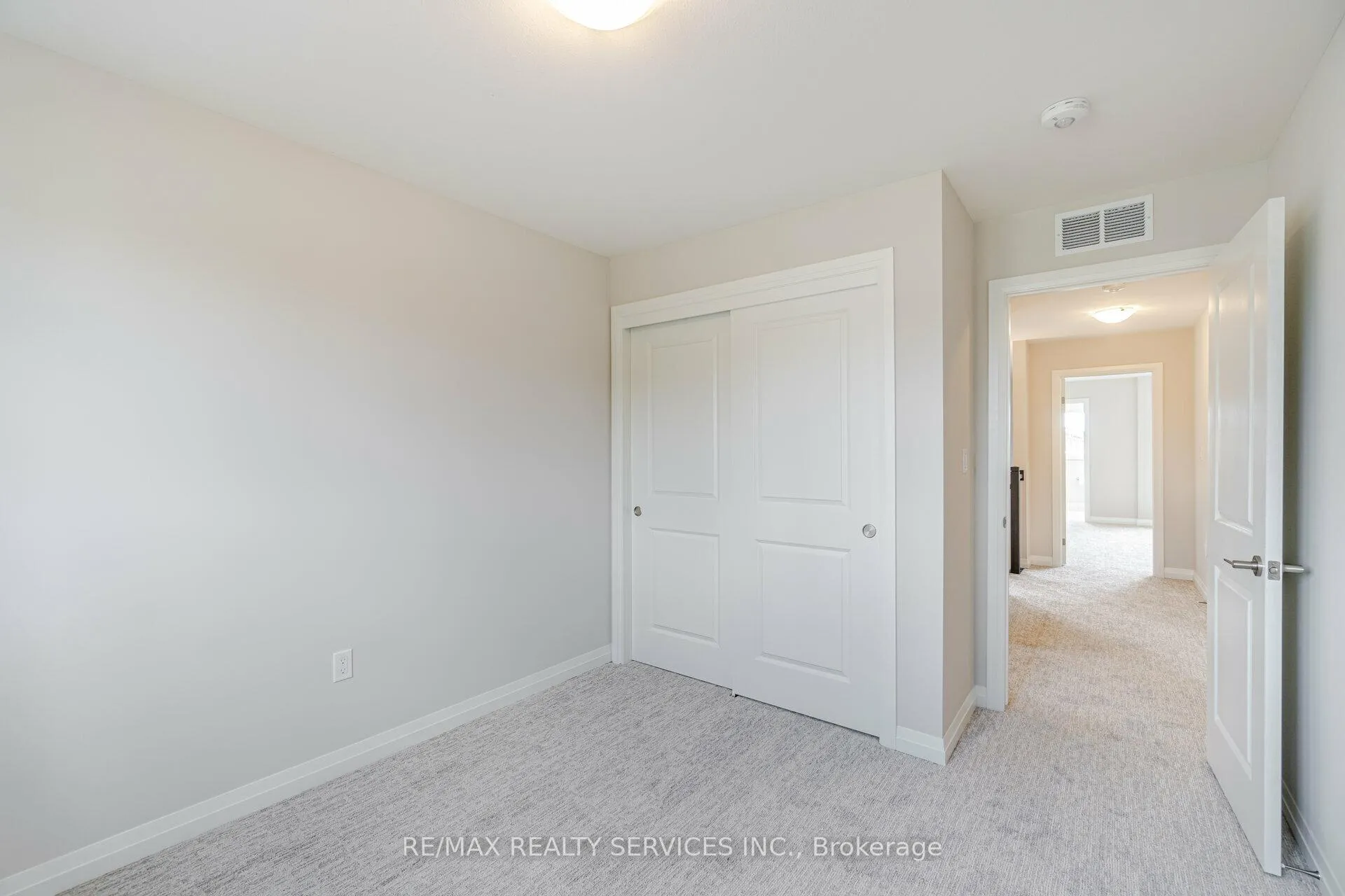 Photo 26 of 7310 Marvel Drive, Niagara Falls, Brown — HOMEH