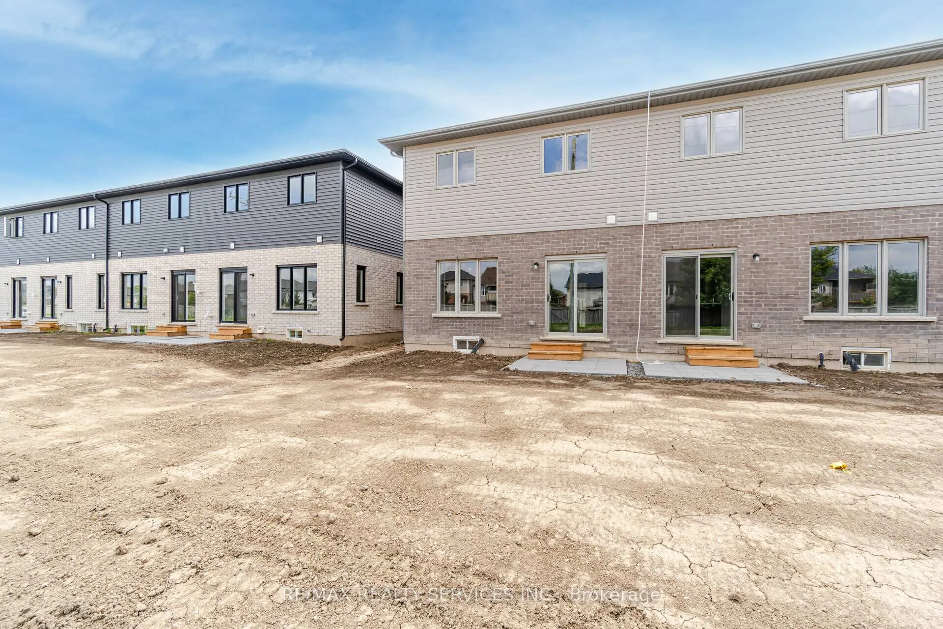 Photo 34 of 7310 Marvel Drive, Niagara Falls, Brown — HOMEH
